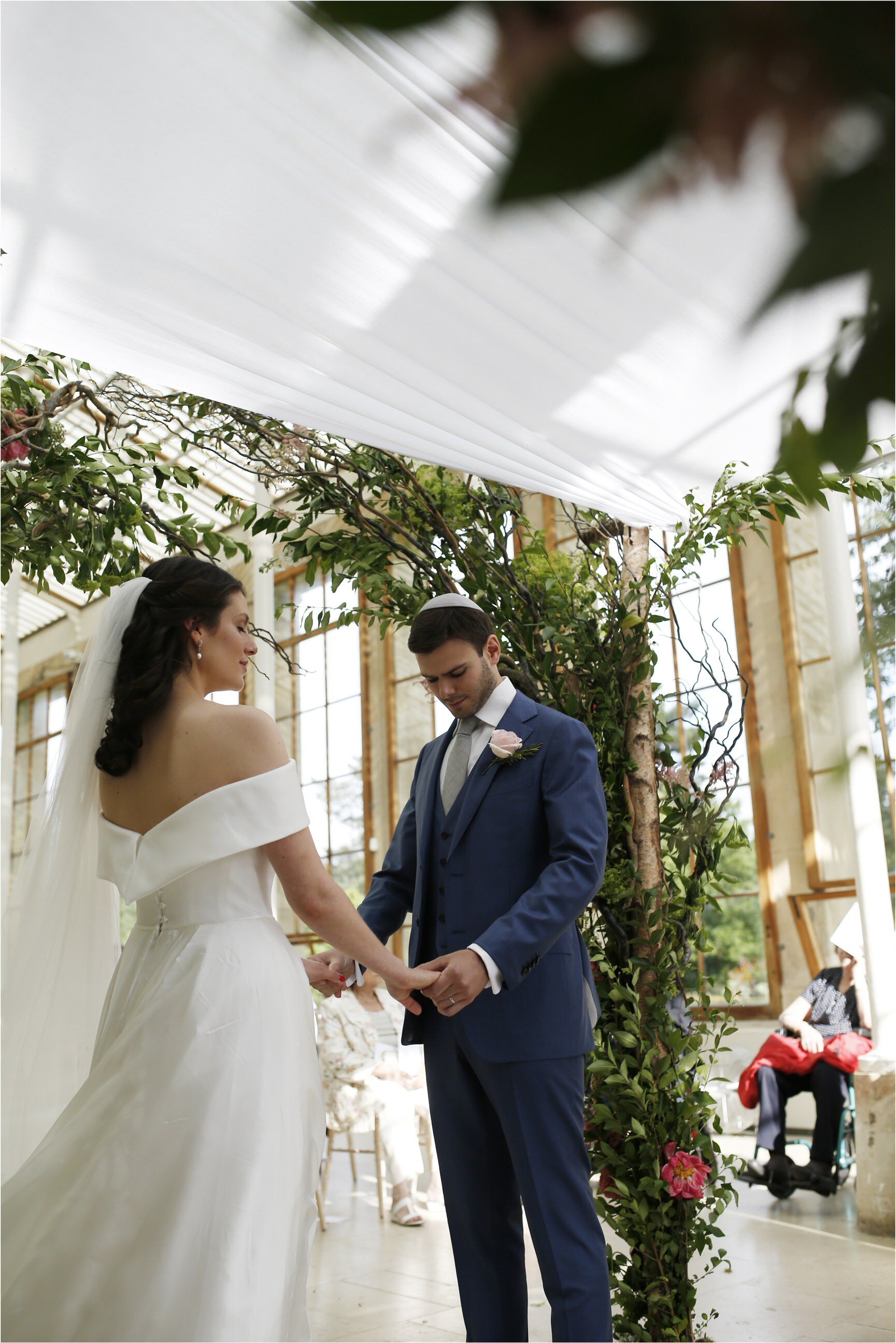 Kew-gardens-wedding-brett-harkness-wedding-photography-kew-gardens027_.jpg