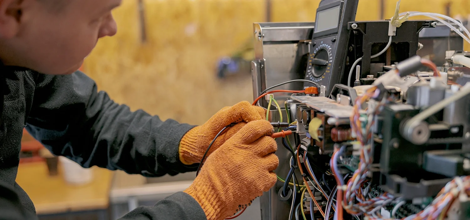 Hands-on training at an NJ electrician trade school