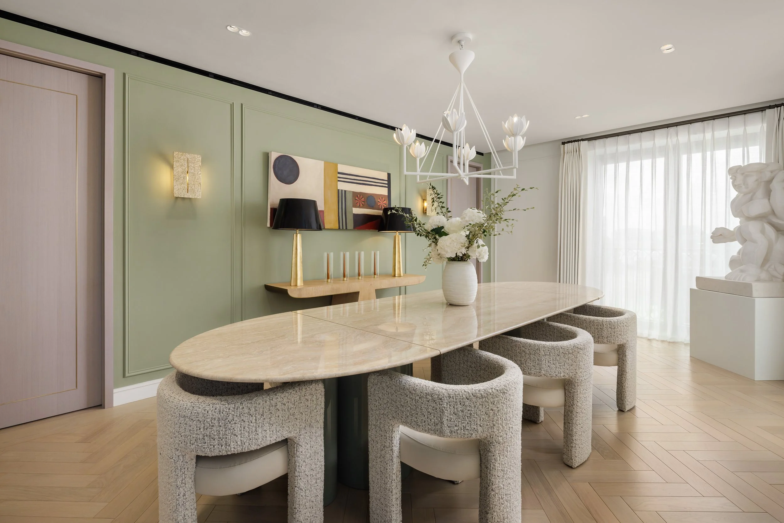 Holland_Park_Gate_Sub_Penthouse_Formal_Dining_Studio_Lodha