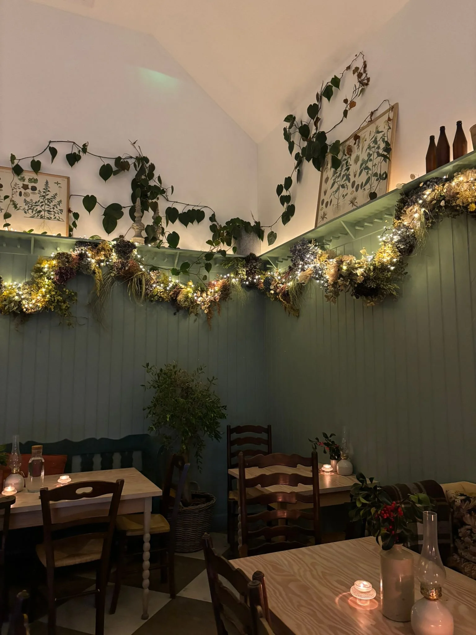 WhatsApp Image 2025-12-12 at 09.29.55 (1).jpeg