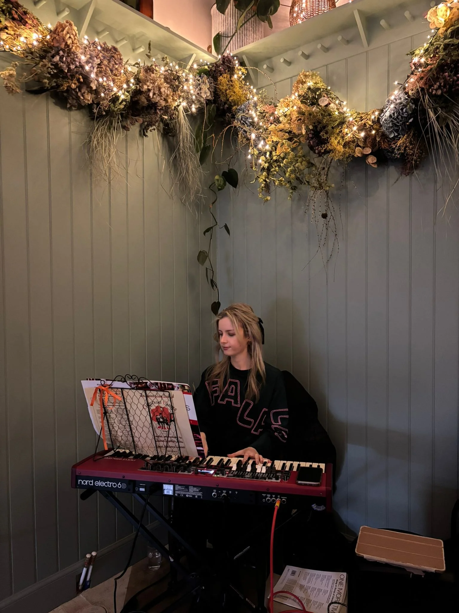 WhatsApp Image 2025-12-12 at 09.29.54.jpeg