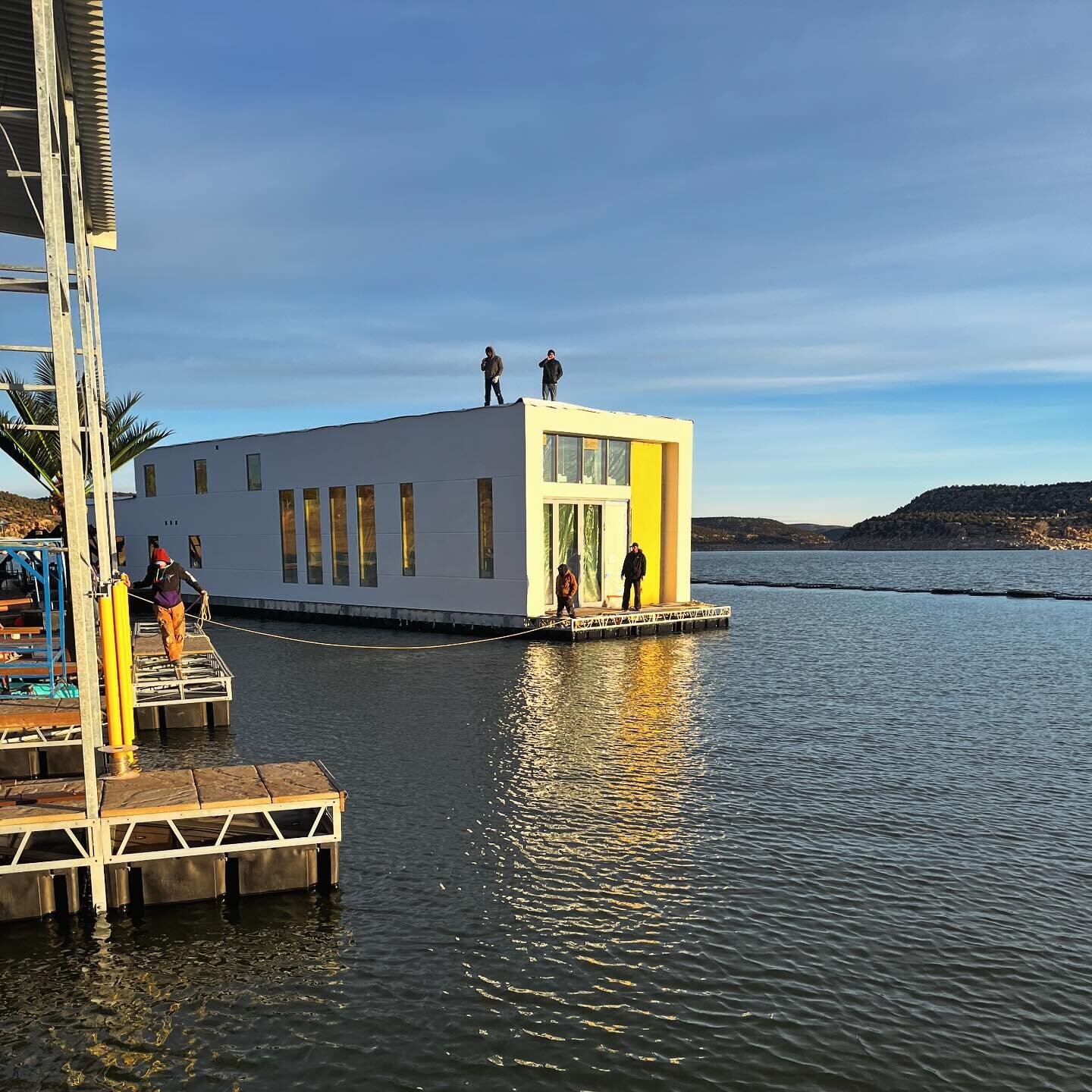 A unique opportunity recently came to the Formative studio. The chance to design a new boathouse at #navajolake in northern NM. Here we see the project floating to its new, permanent home. 

🔨: #wintersconstruction 

#boathouse #homedesign #whatever