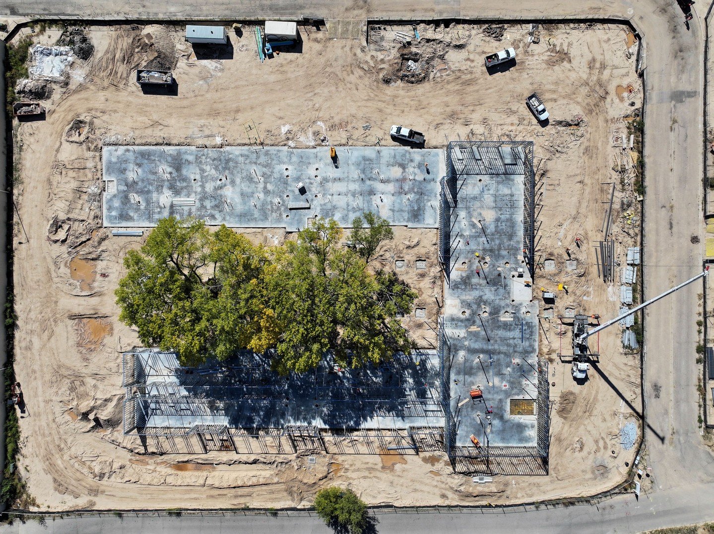 Foundations complete and framing underway - this project is officially taking shape. Excited to see our design-build collaboration with @frankenconstruction bring the Rio Arriba County Skilled Nursing Facility to life.

Photography: @mattophotollc
.
