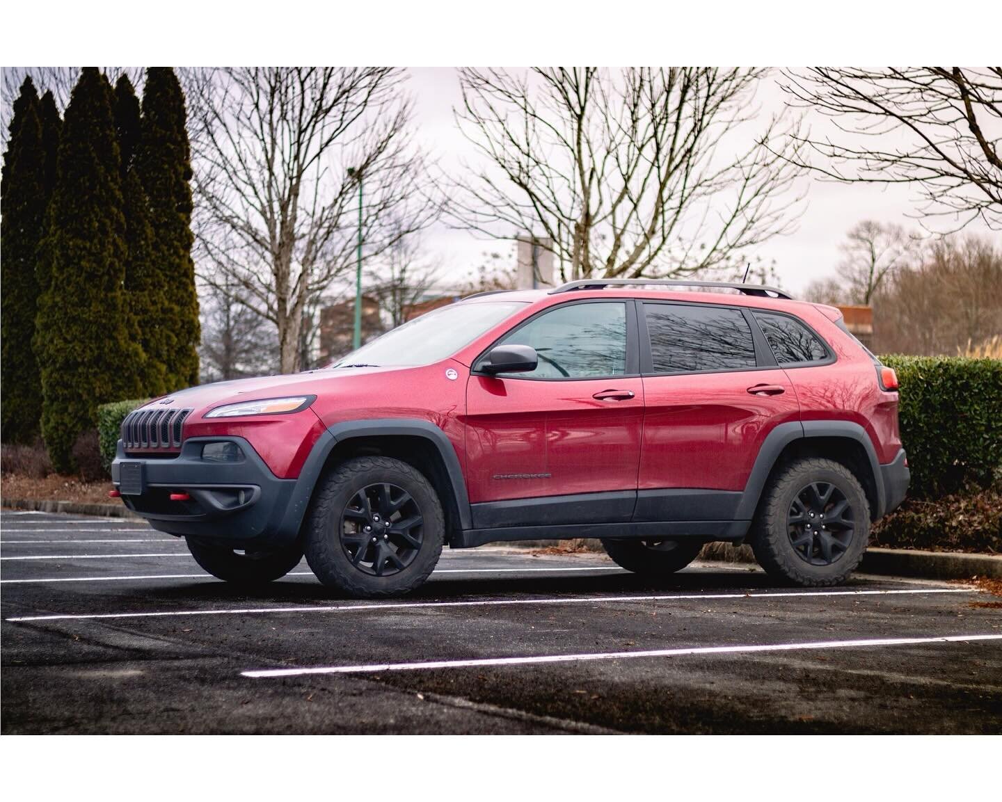 002 - TBD

#knoxville #jeep #jeepnation #jeepporn #jeepcherokee #red #spotted #photography #chattanoogaphotographer #car #carinstagram #cars @scrlgallery #scrl #scrlgallery