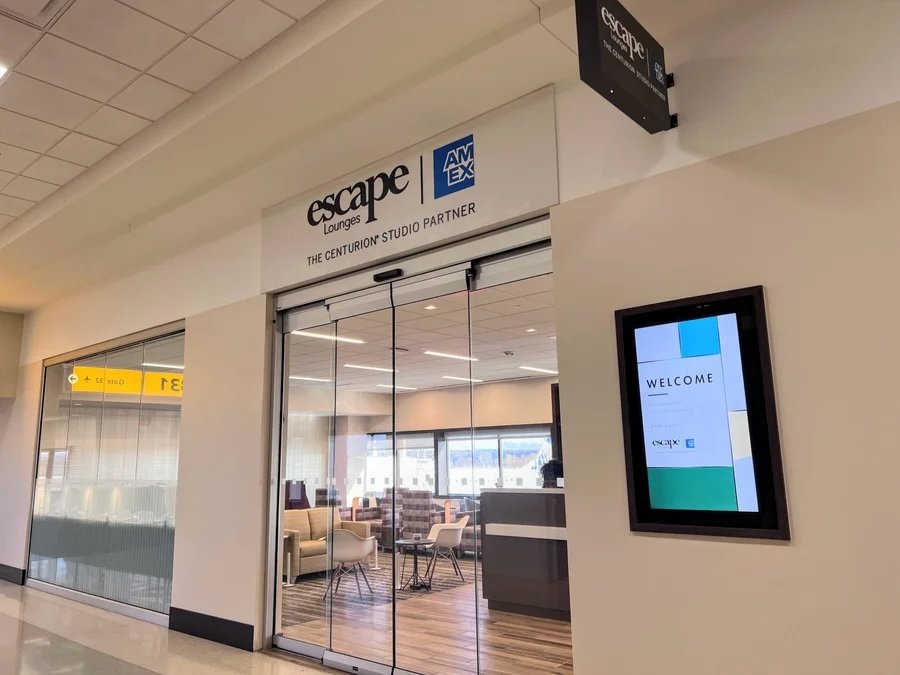 Escape Lounge - CMH