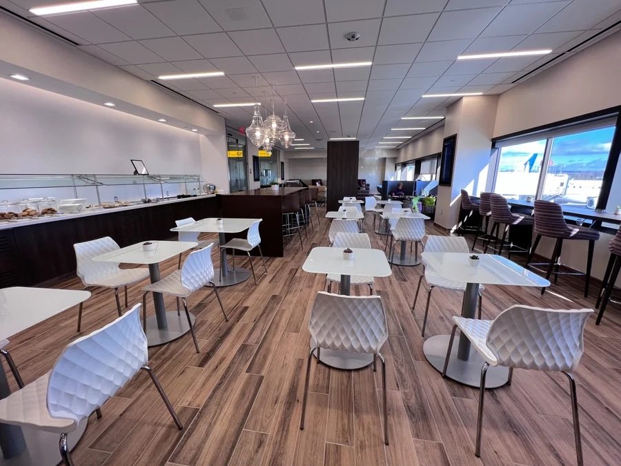 Escape Lounge - CMH
