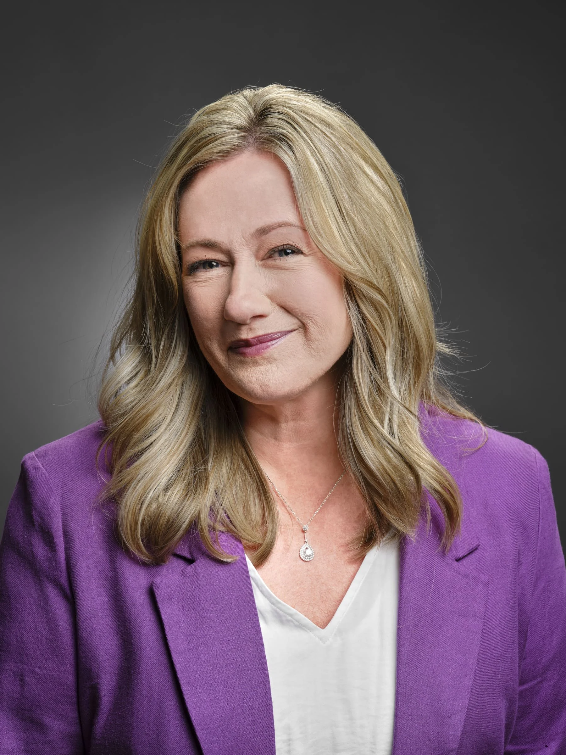 Should Your Professional Headshot Look Serious or Smiling?