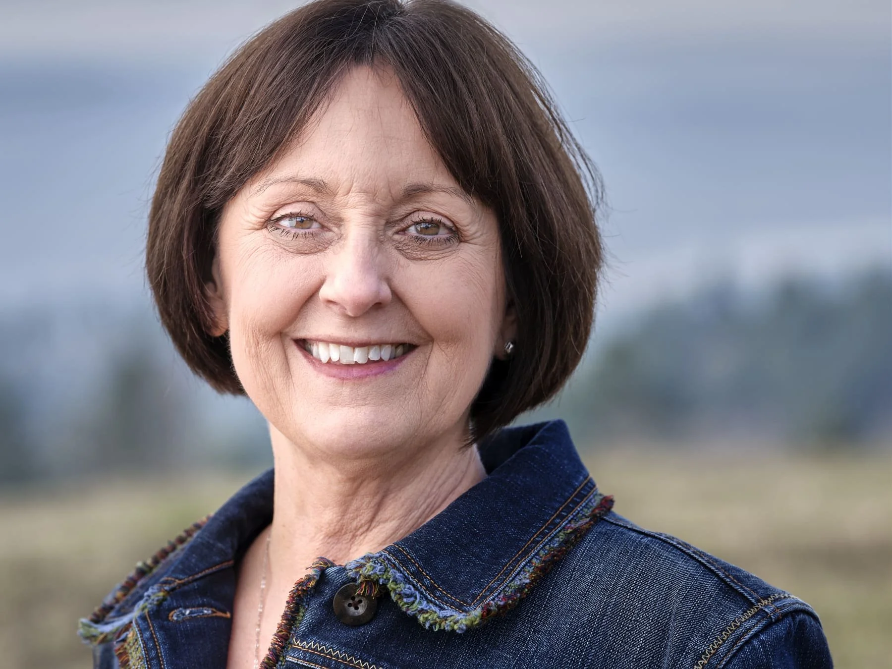Where Should You Look in a Professional Headshot?