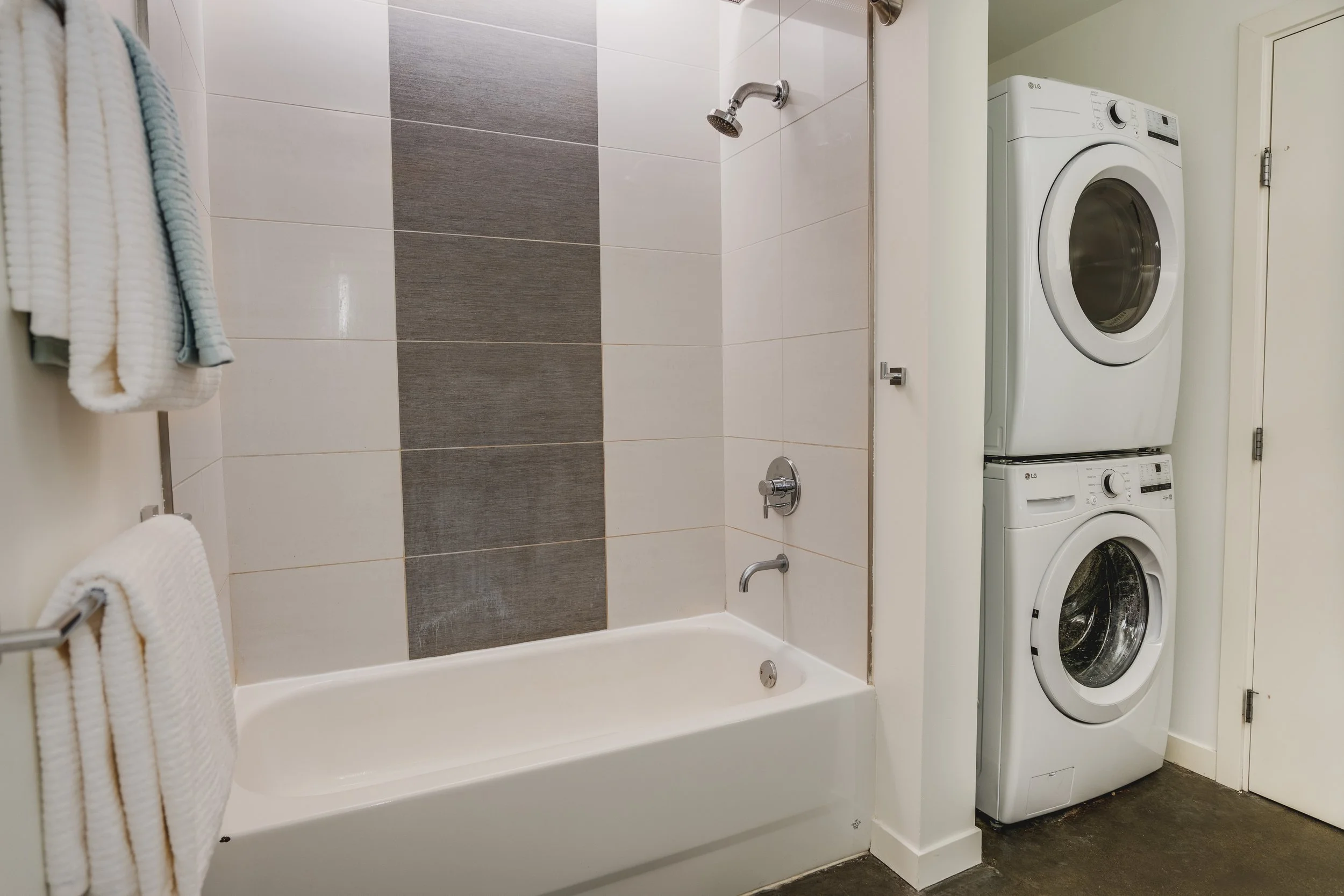 501 Roy St, M215-22-1.jpg