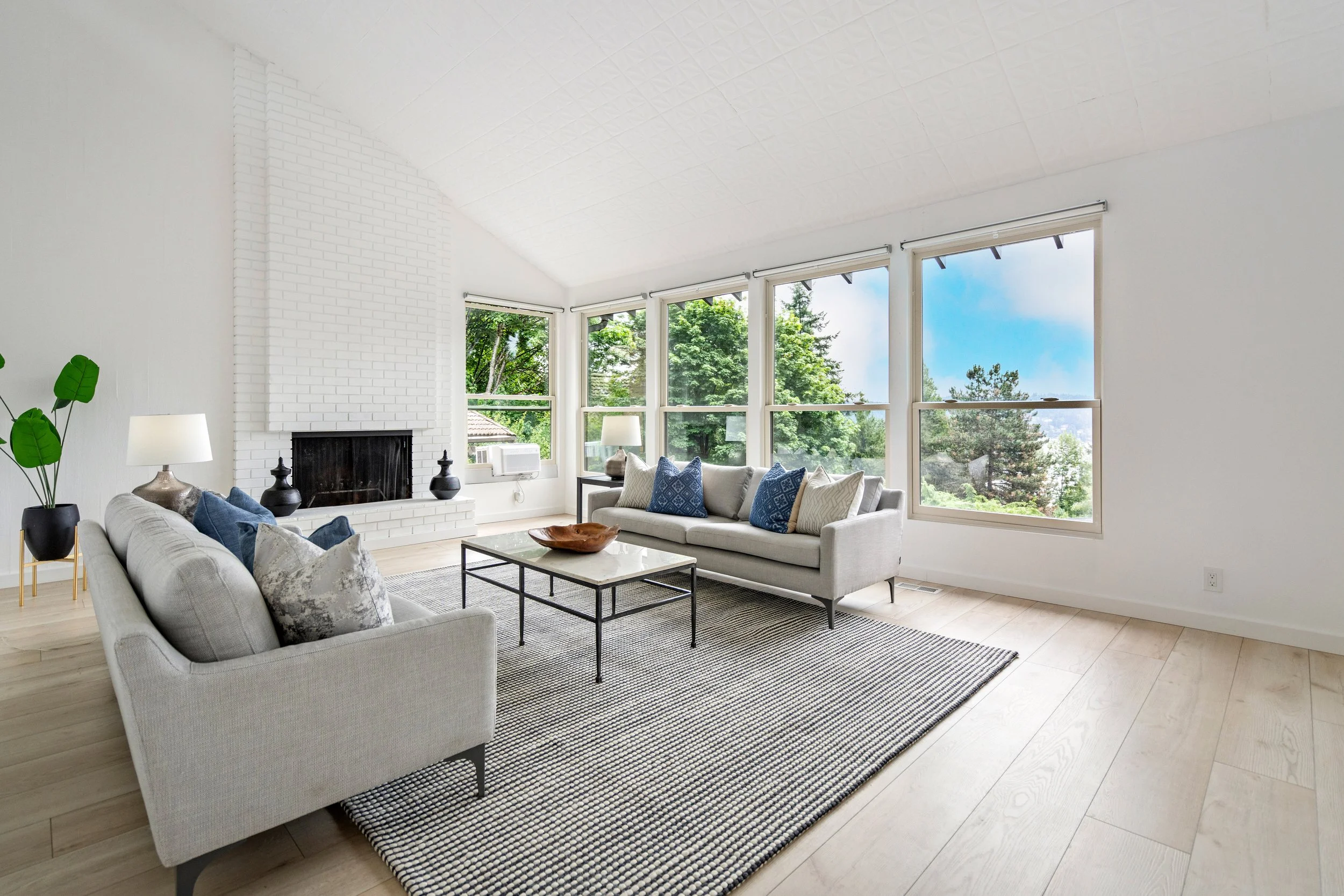 2002 187th Ave NE-2.jpg