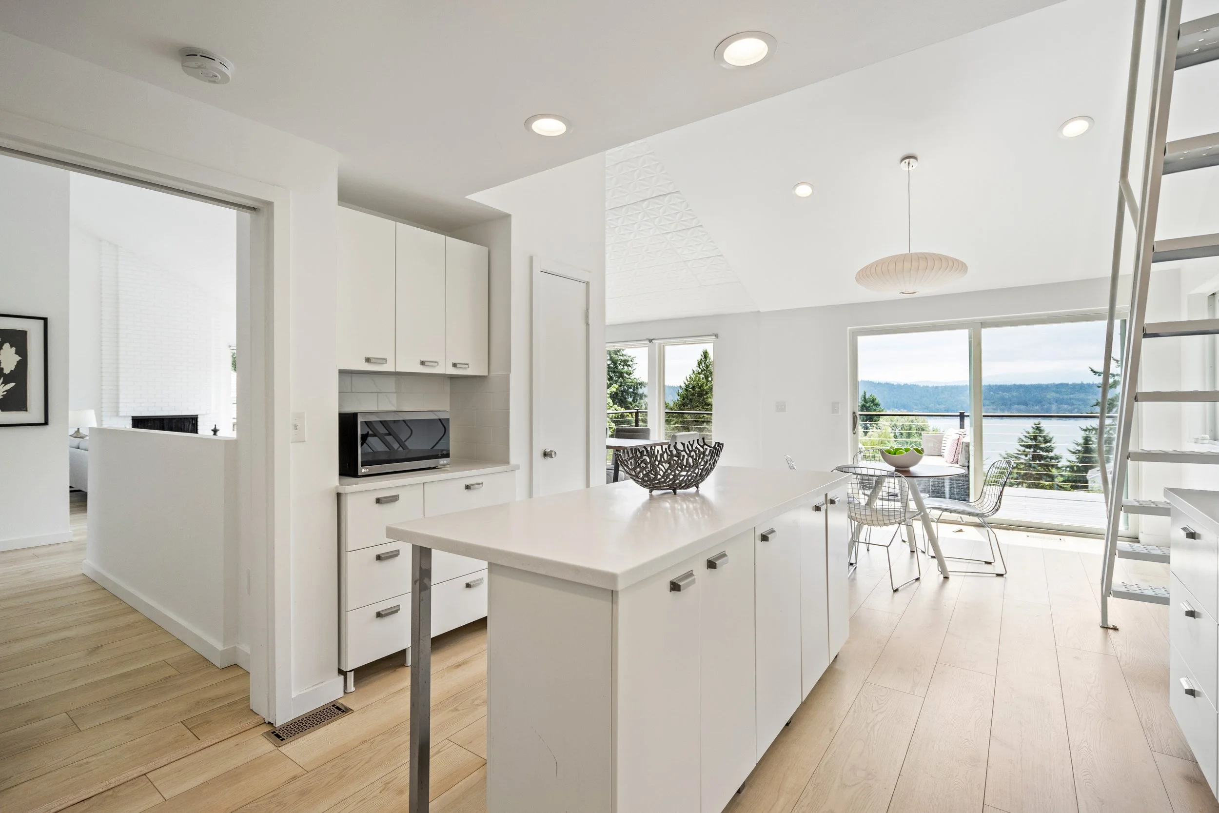 2002 187th Ave NE-13.jpg