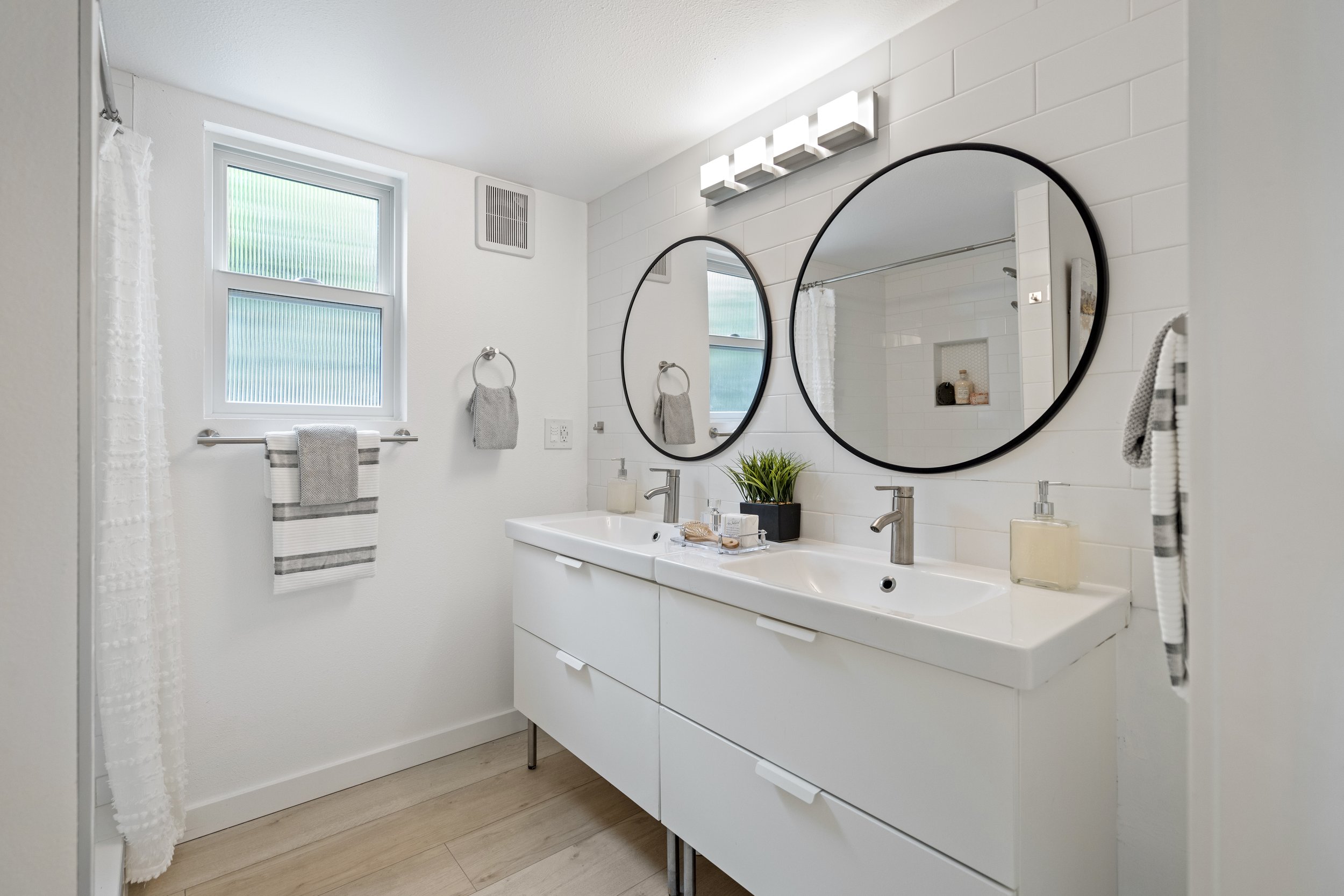 2002 187th Ave NE-29.jpg