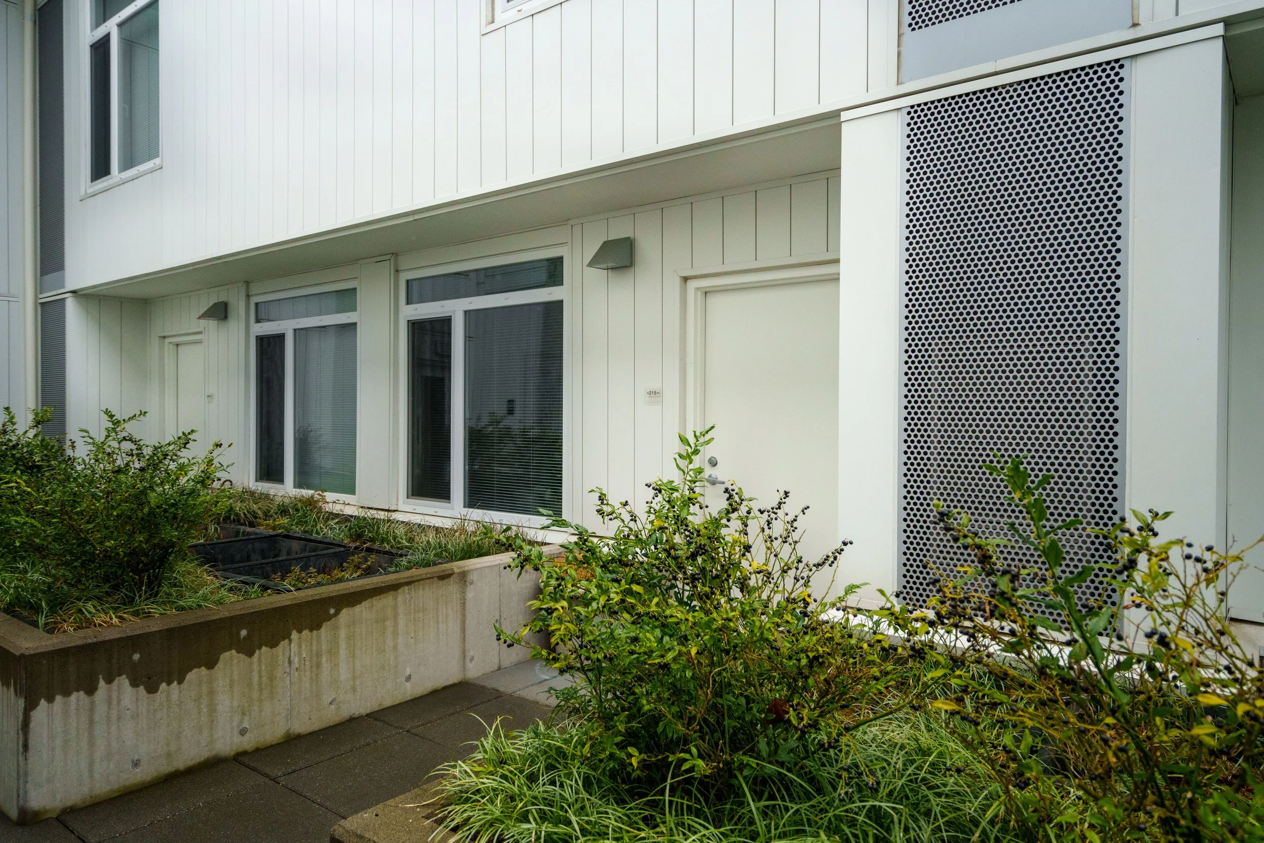 501 Roy St, M215-3.jpg