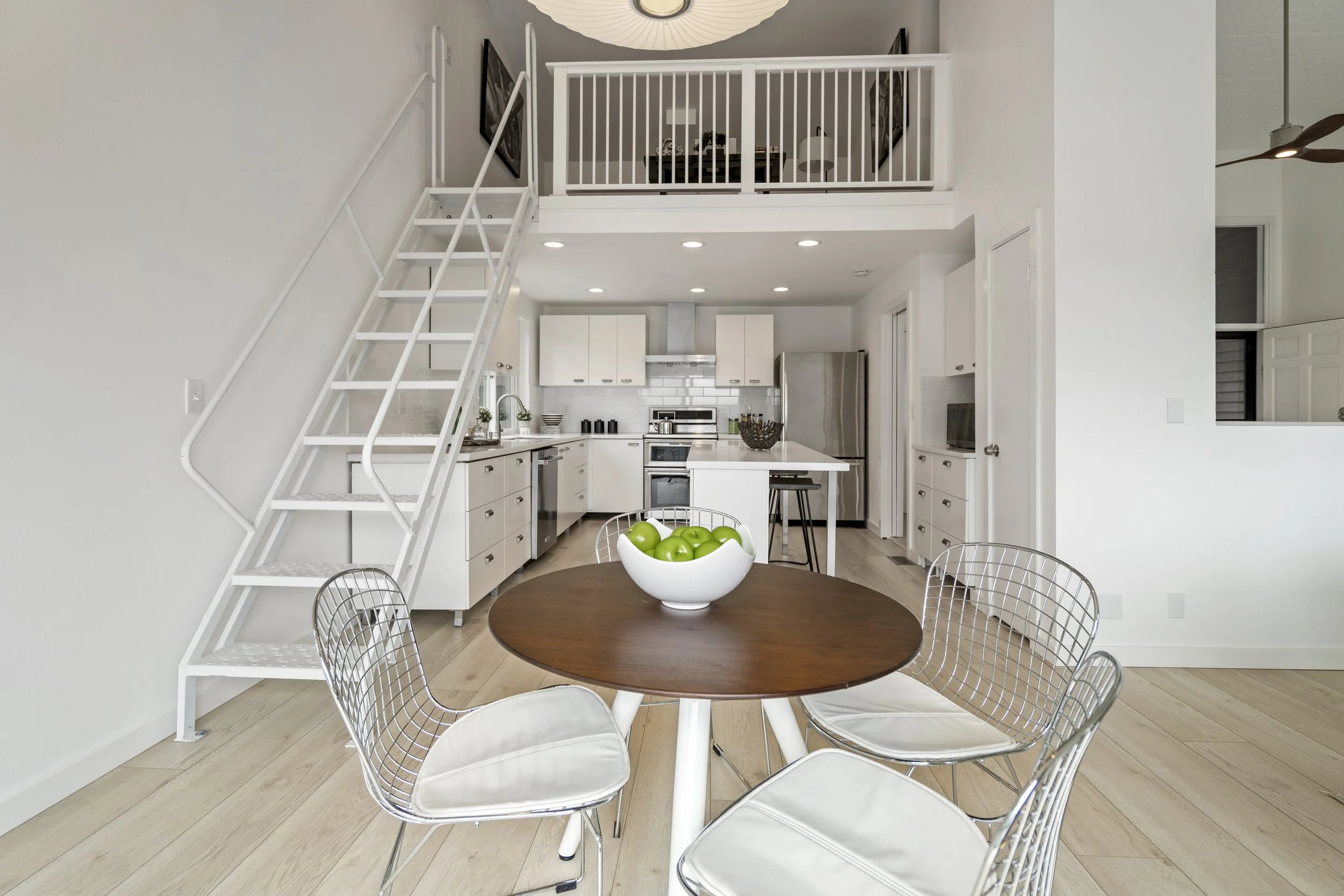 2002 187th Ave NE-10.jpg