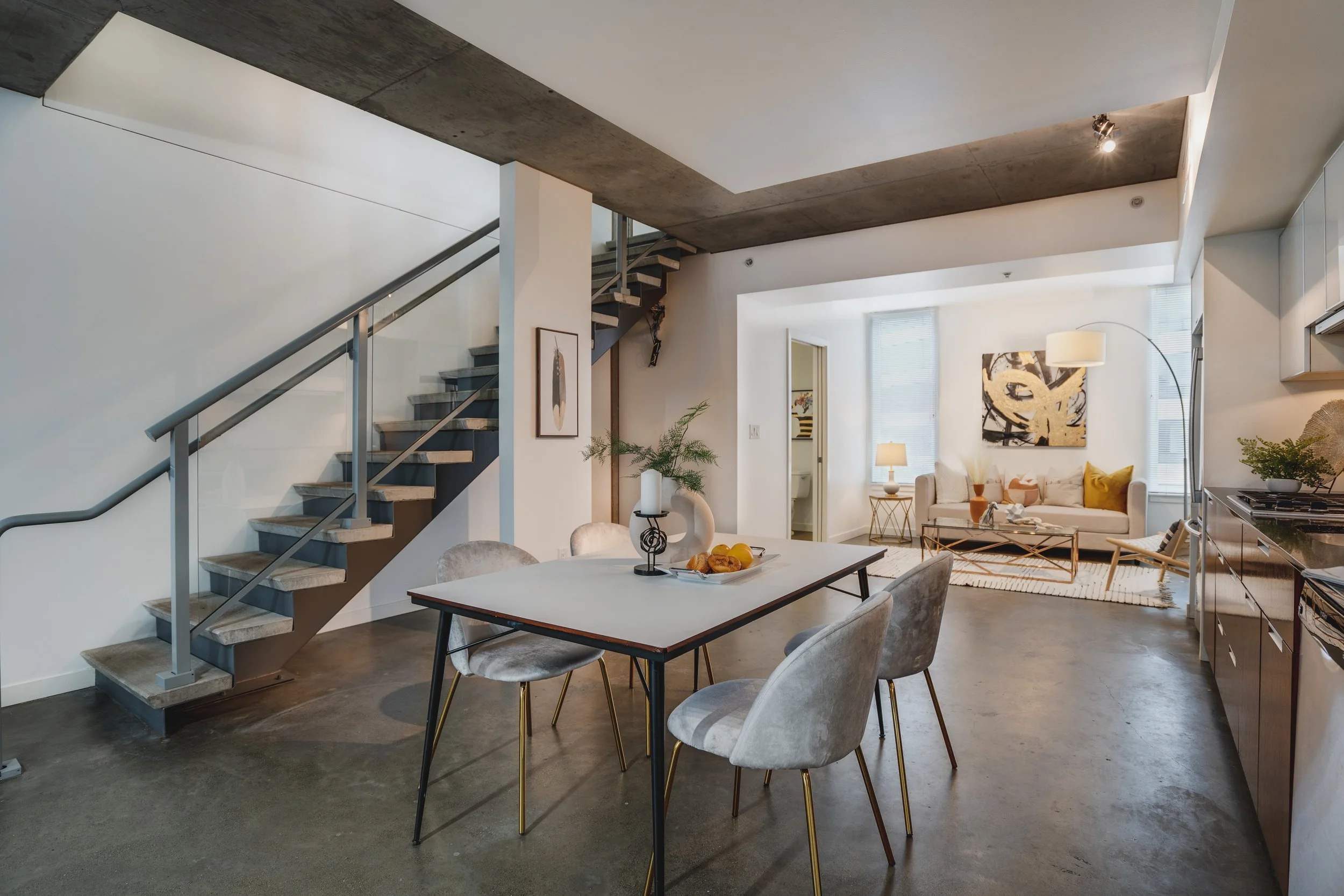 501 Roy St, M215-12.jpg