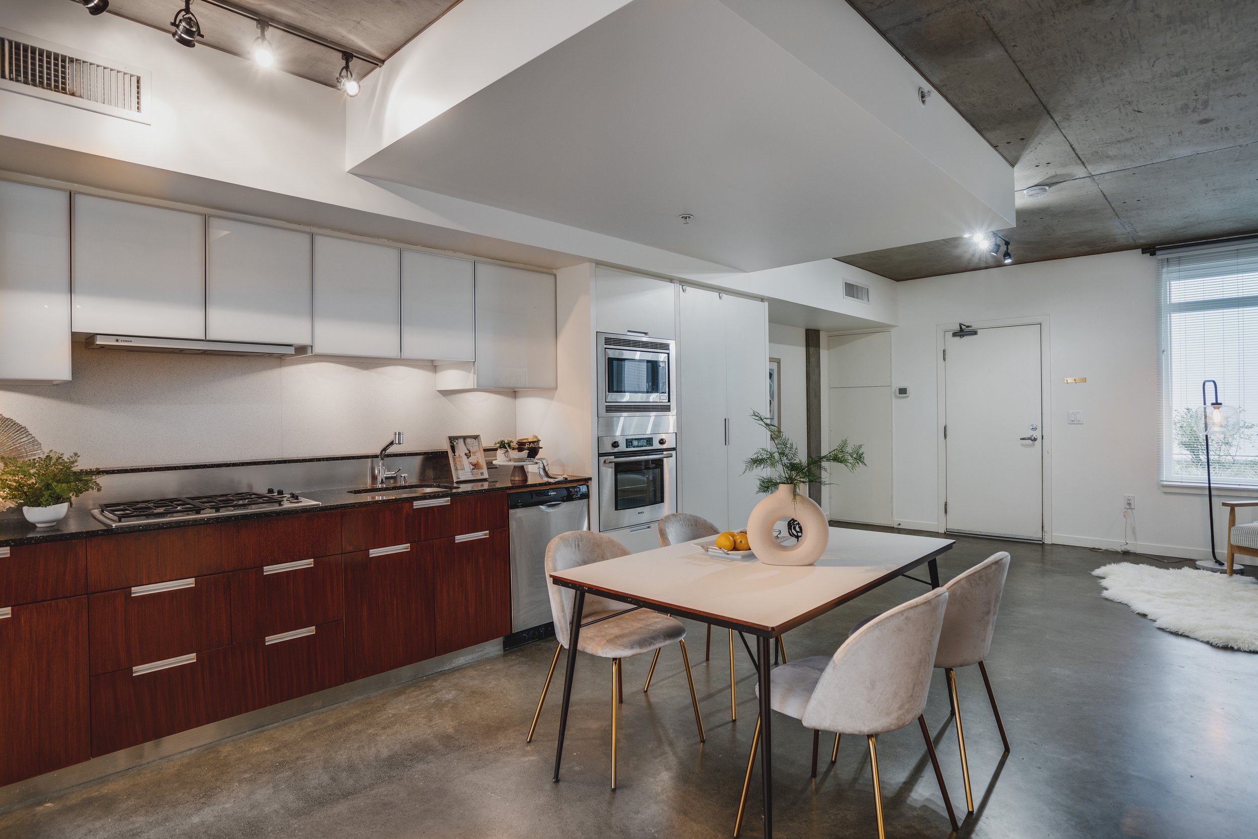 501 Roy St, M215-13.jpg