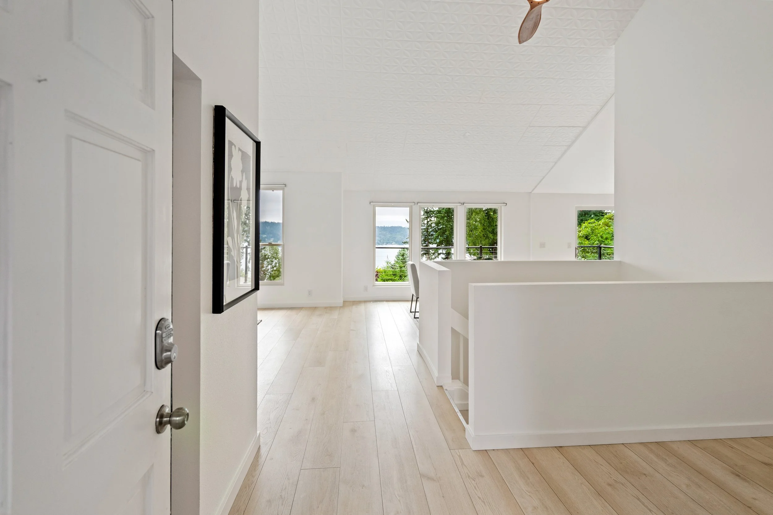 2002 187th Ave NE-1.jpg