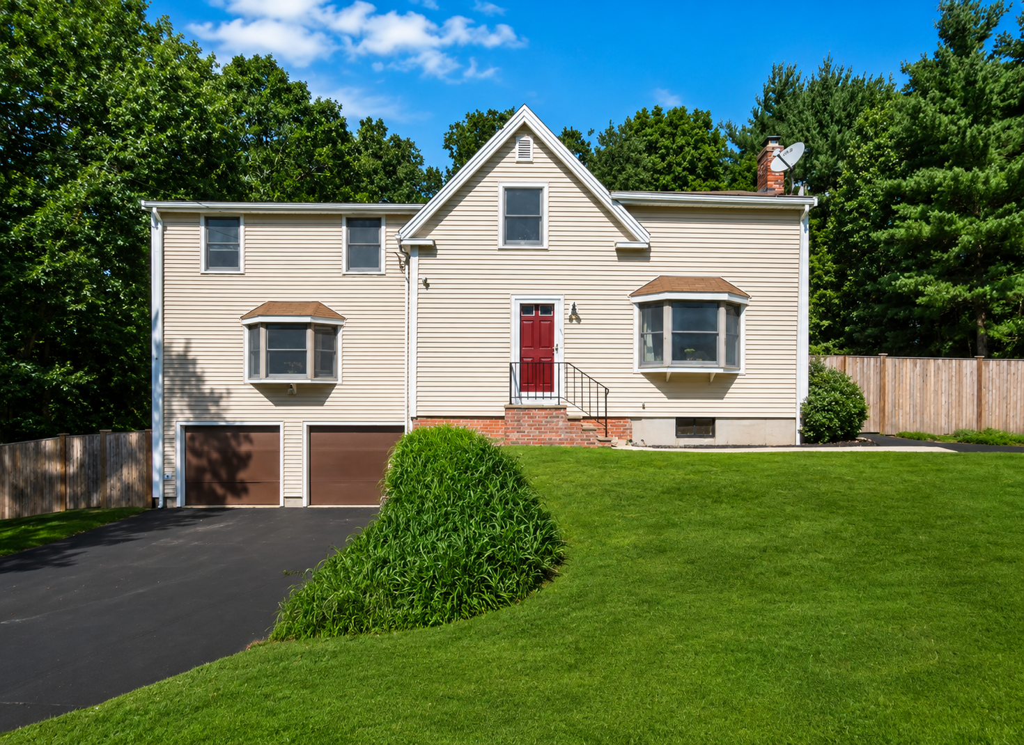 Exterior view of the Limitless Recovery Solutions men's sober living home in Abington, Massachusetts.