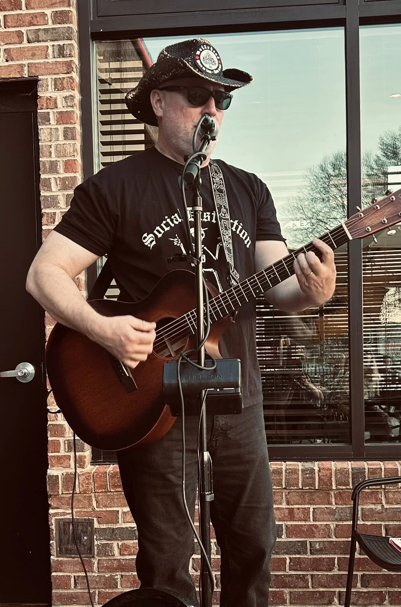 Joe C Deville 
