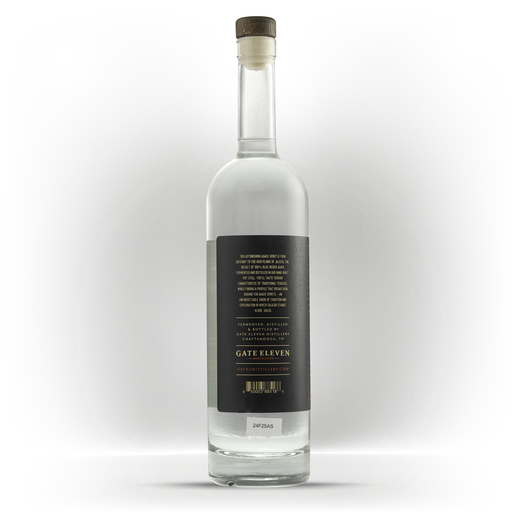 G11-web-Salazar-Blanco_Rear.jpg