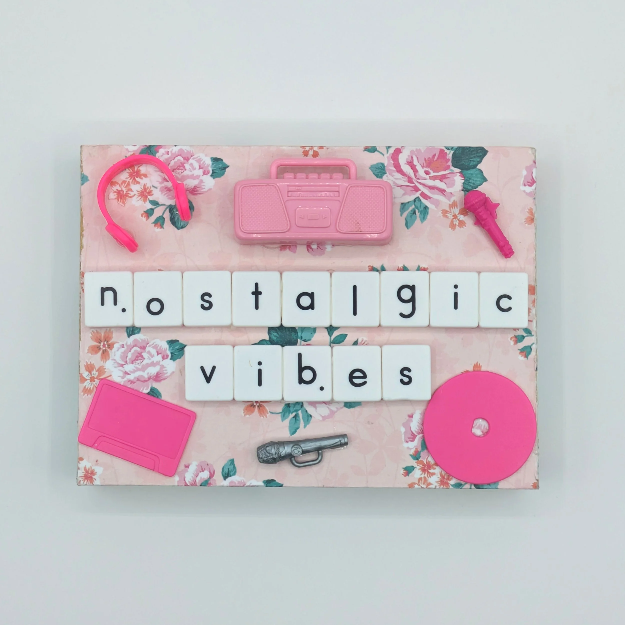 nostaligic-vibes-block-art-laura-lemur-artsy-fartsy-thrift-gallery-picture.jpg