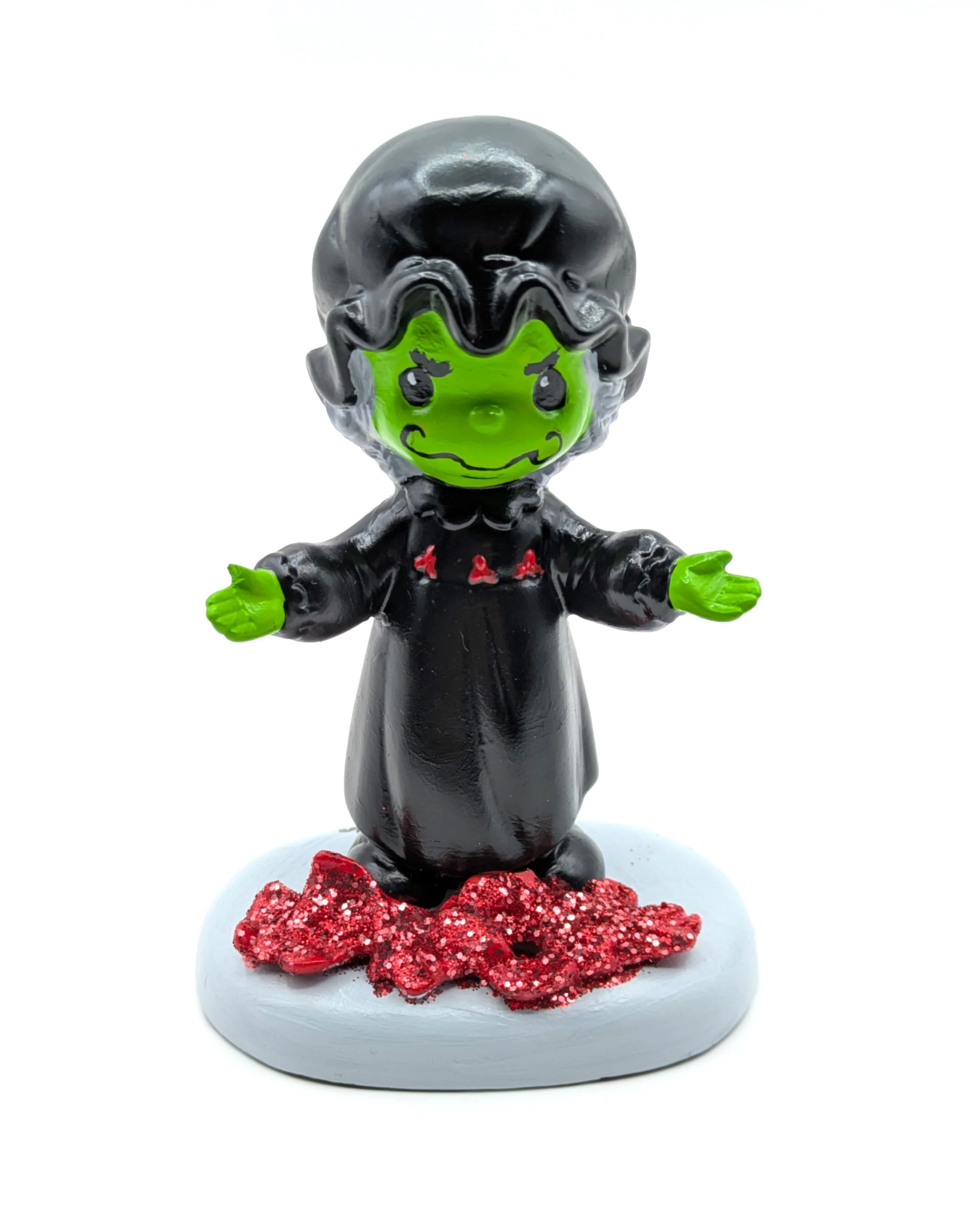 malicious-grandma-precious-moments-repaint-figurine-laura-lemur.jpg