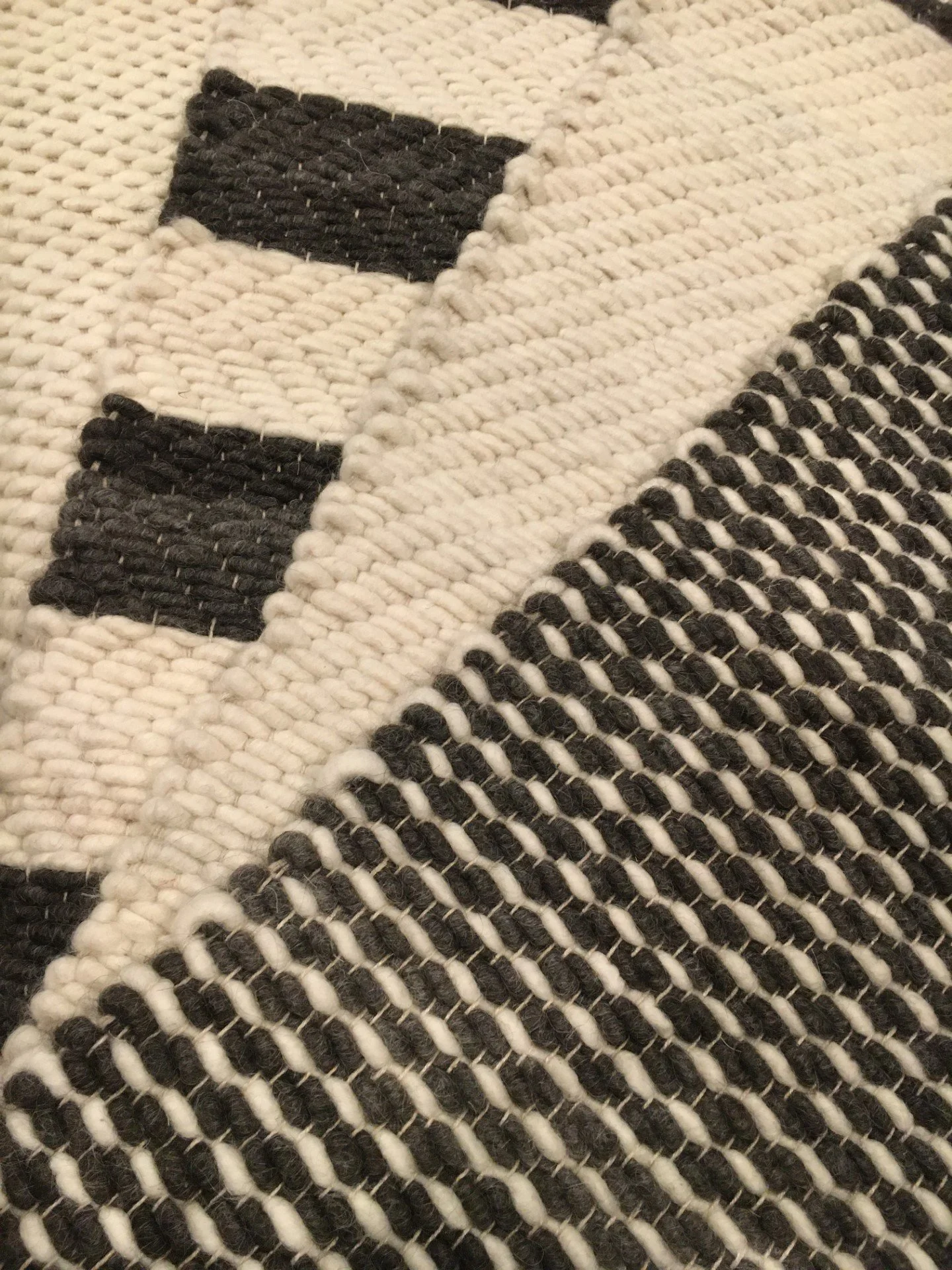 Rugs/Large Tapestries