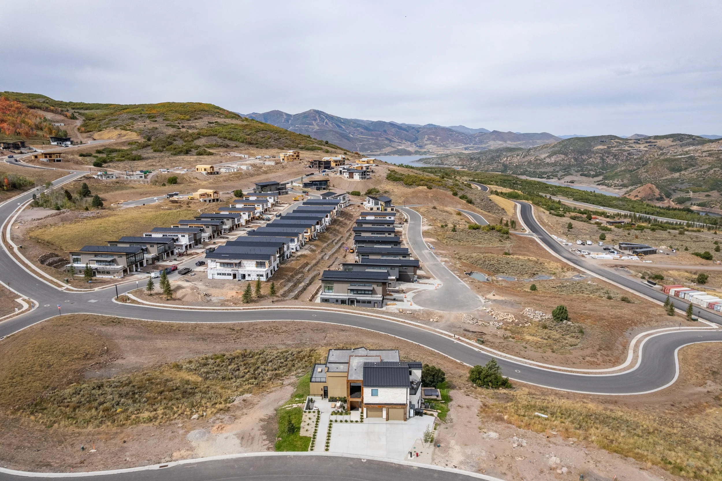 Benloch-134-Heber-City-Aerial-Community-View-Jordanelle-Reservoir-Mountain-Setting-Roderick-Builders-Mountain-Modern.jpg