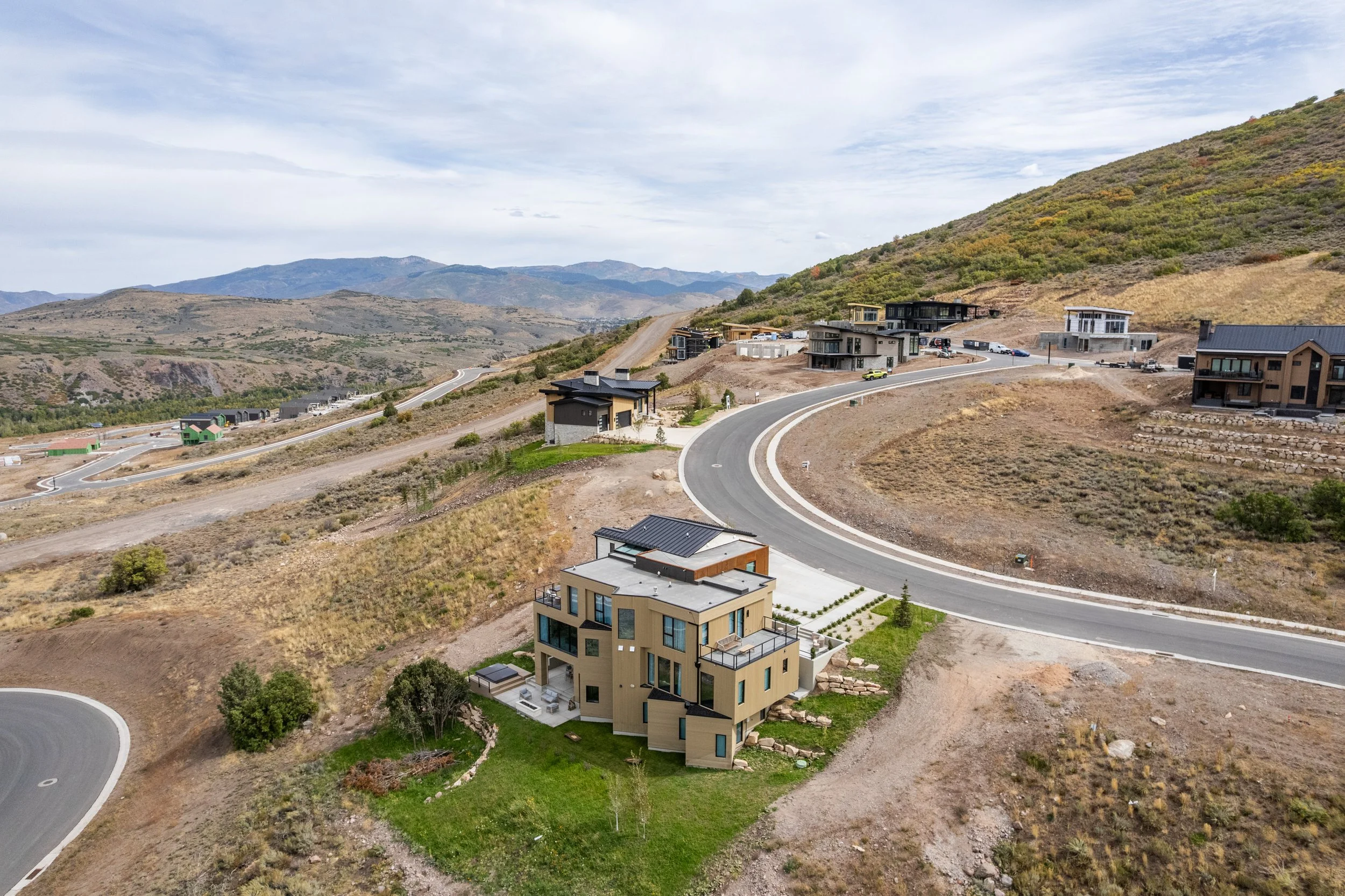 Benloch-134-Heber-City-Town-Steep-Panoramic-View-Roderick-Builders-Mountain-Modern.jpg