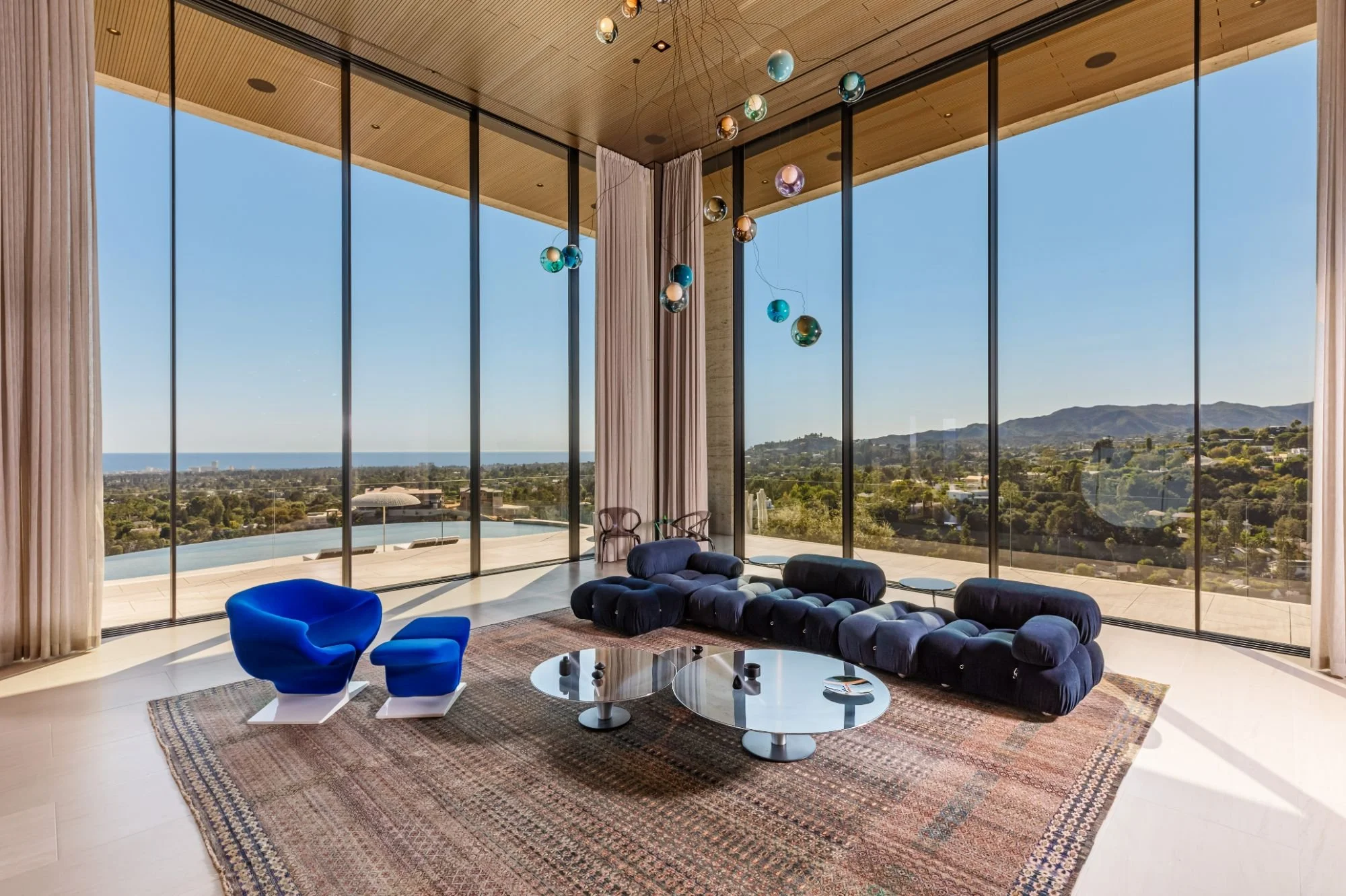 684Firth-Brentwood-CA-LA-Living-Room-Ocean-View-Floor-to-Ceiling-Glass-B&B-Italia-Sofa-Wood-Ceiling-Roderick-Builders-Modern-Home.jpg