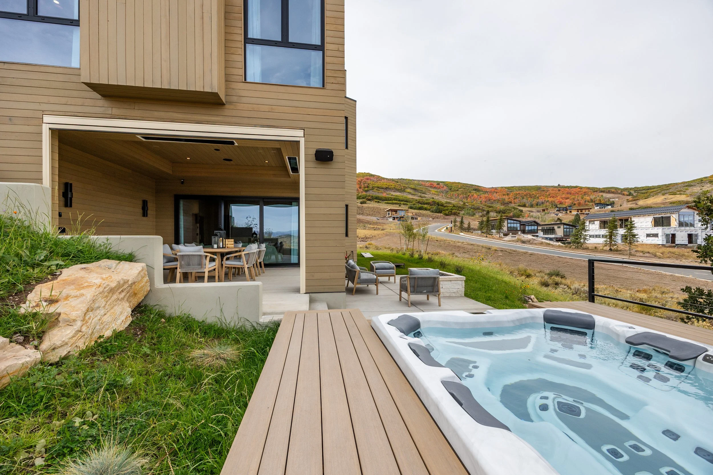 Benloch-134-Heber-City-Outdoor-Area-Pool-Patio-Deck-Panoramic-View-Roderick-Builders-Mountain-Modern.jpg
