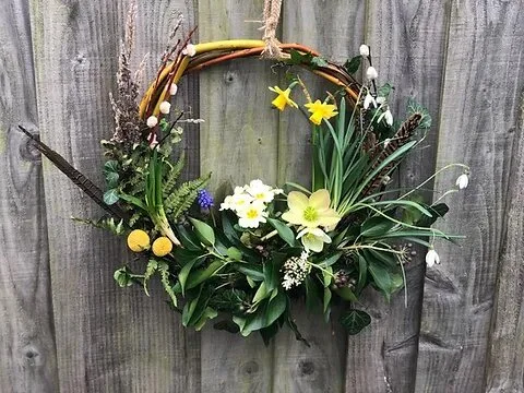 Spring Wreath - MAIN .jpg