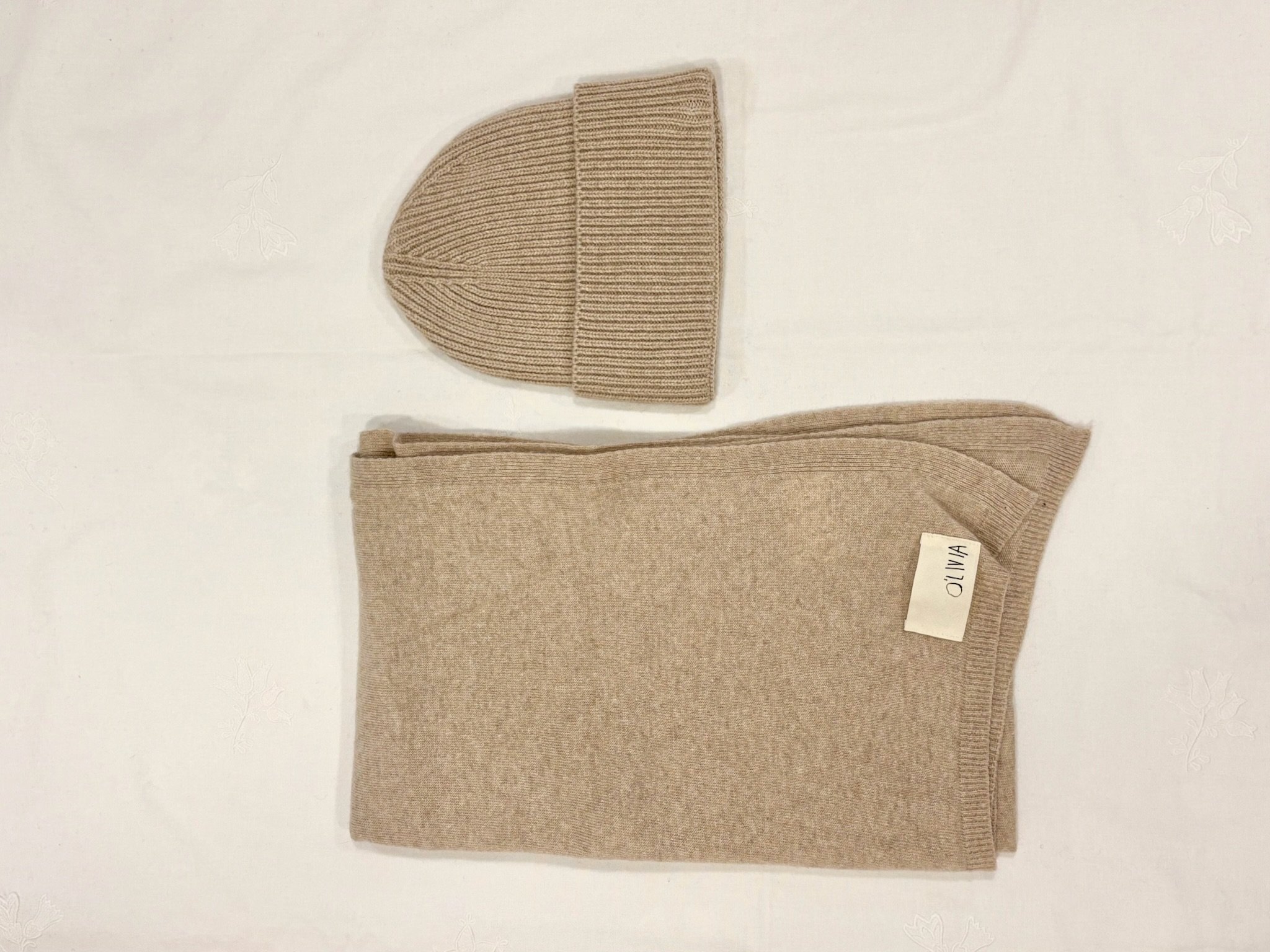 Bufanda y Gorro Beige