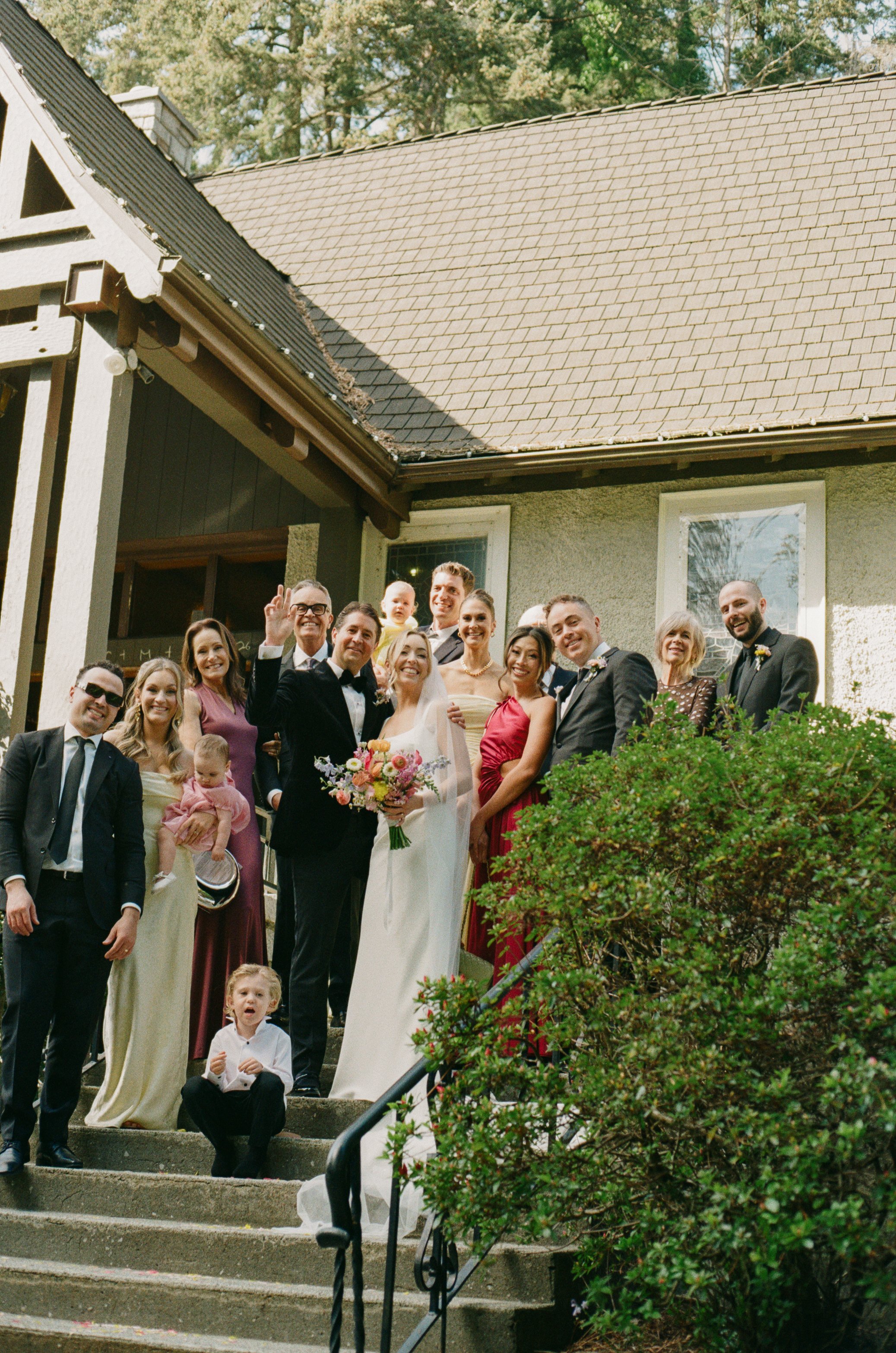M + S｜Timeless and charming church wedding
