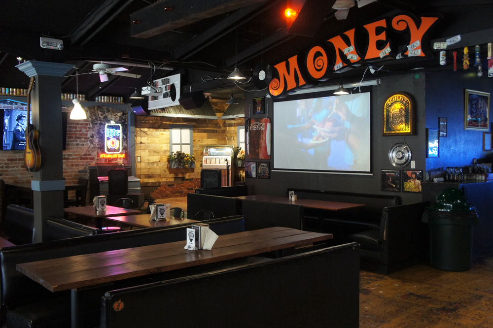 Bar photo 3