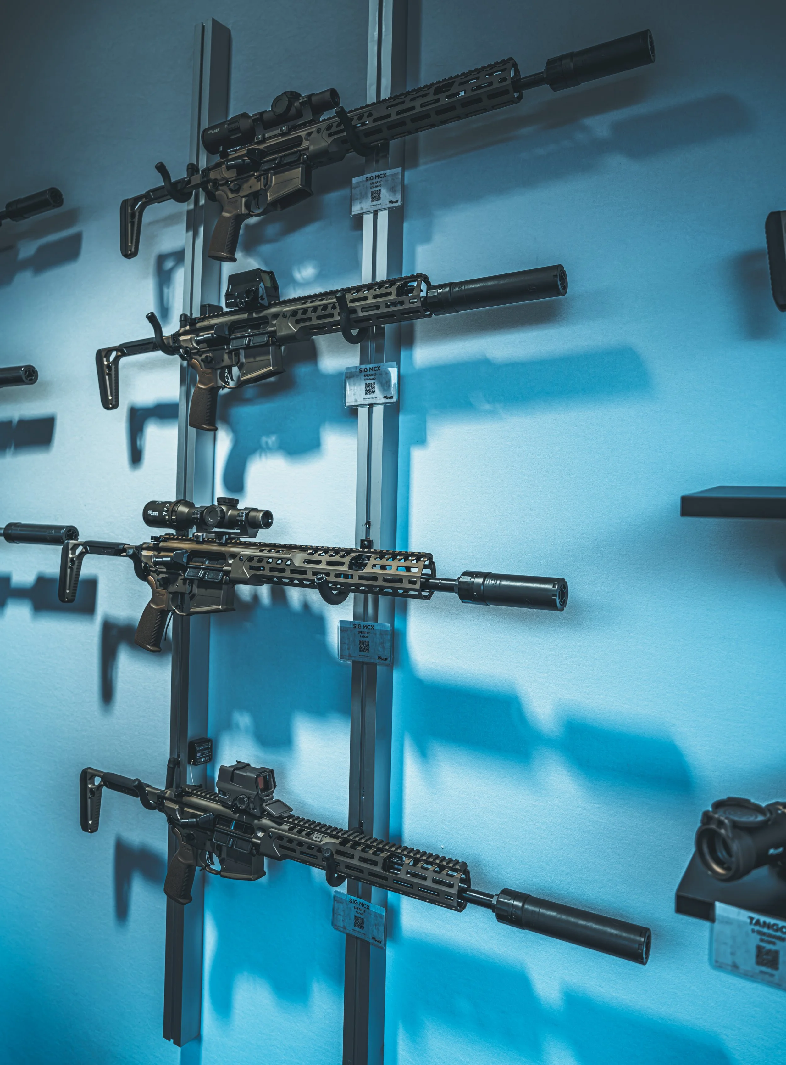 shot show-500080.jpg
