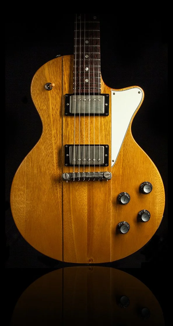 Ivison Dakota Korina