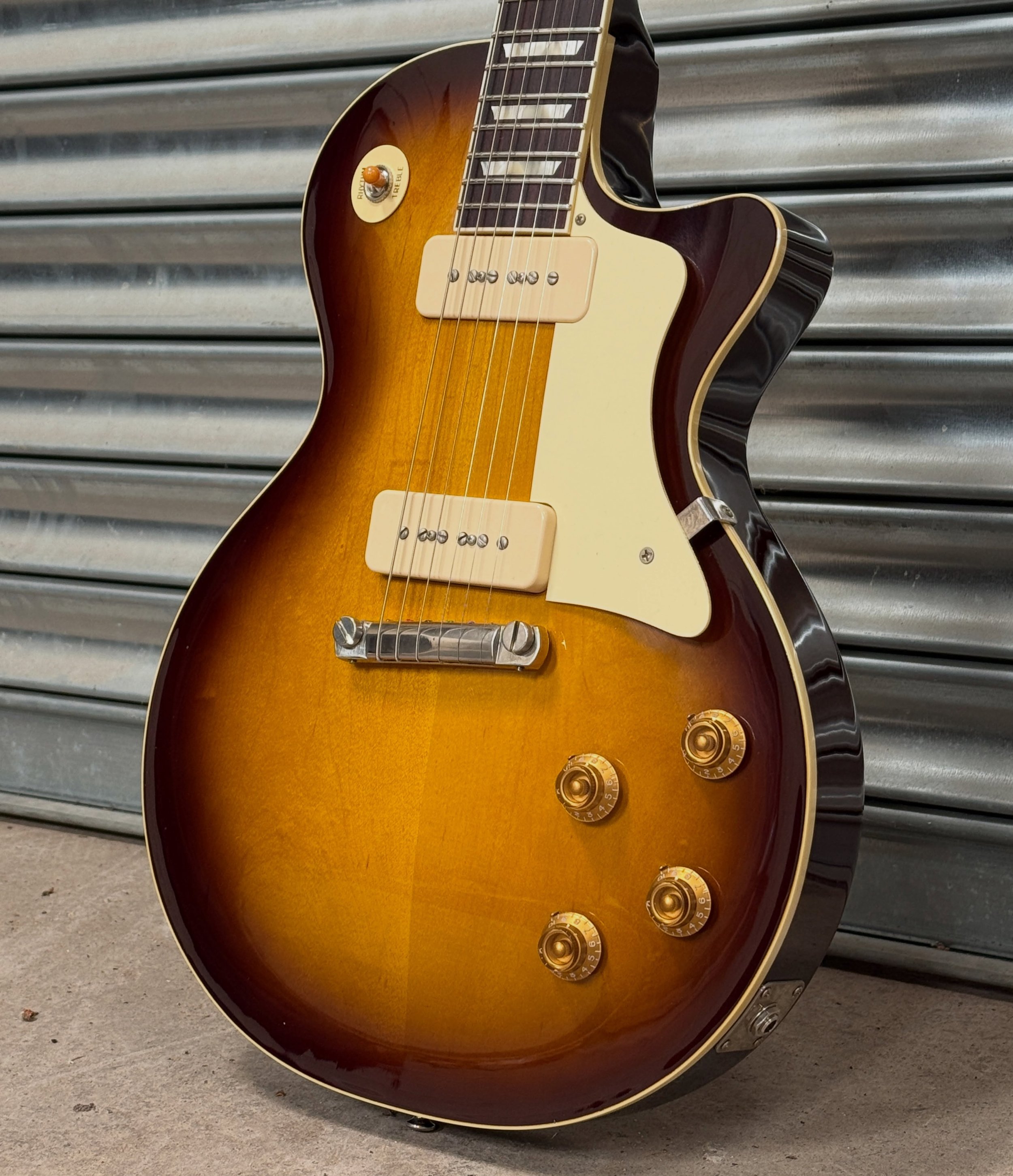 Here&rsquo;s a Hurricane &lsquo;54 for our good friend Doug in custom ordered &ldquo;Dakota Burst&rdquo; 😊🔥