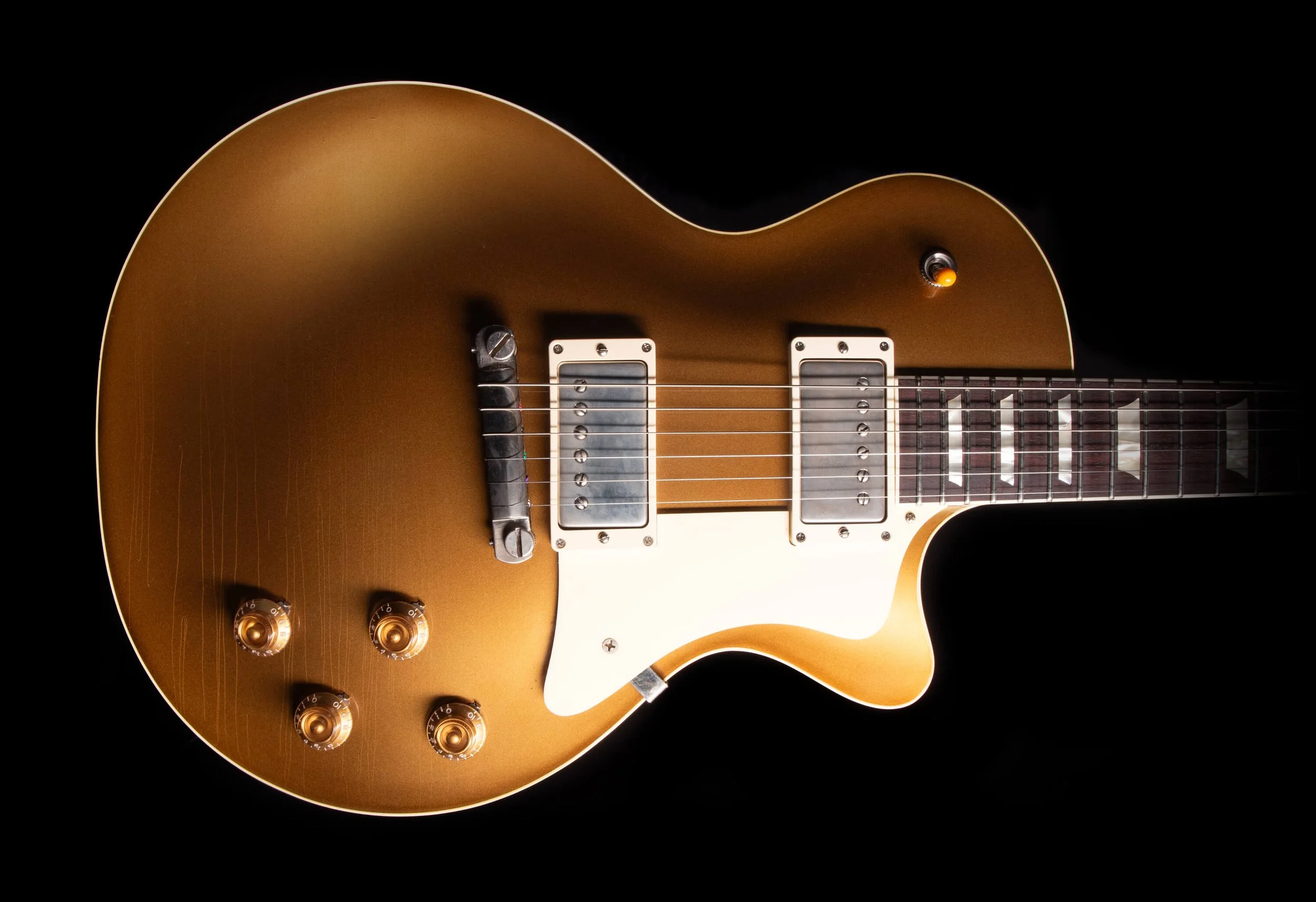 Ivison Dakota 57_Goldtop_wide_131_web.jpg