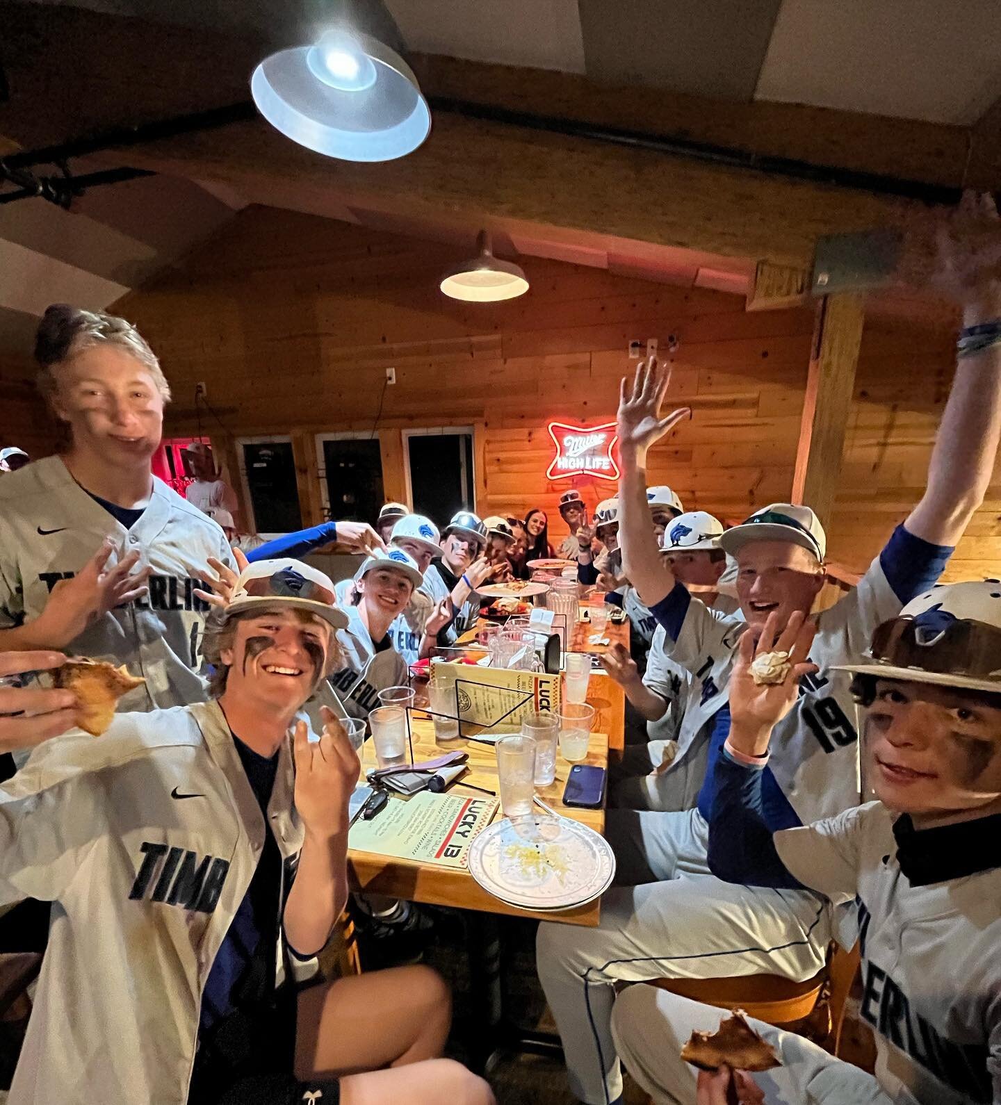 Timberline Baseball team grabbing some postgame pizza @lucky13pizza we&rsquo;ve got an awesome loft for sports teams, birthdays and banquets! @timberlinebaseball