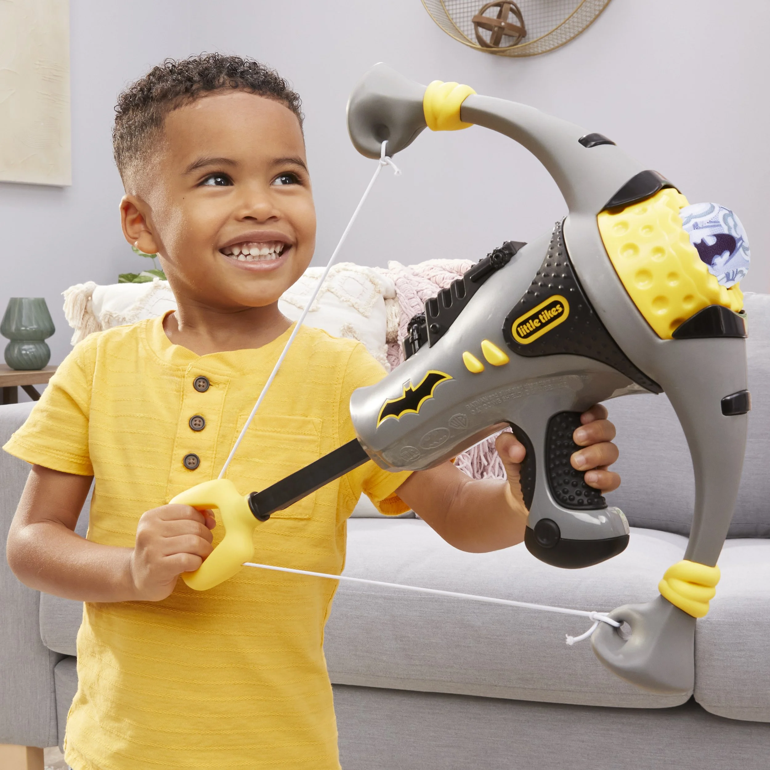 623738 Little Tikes Batman Bow Blaster FL 0003.jpg