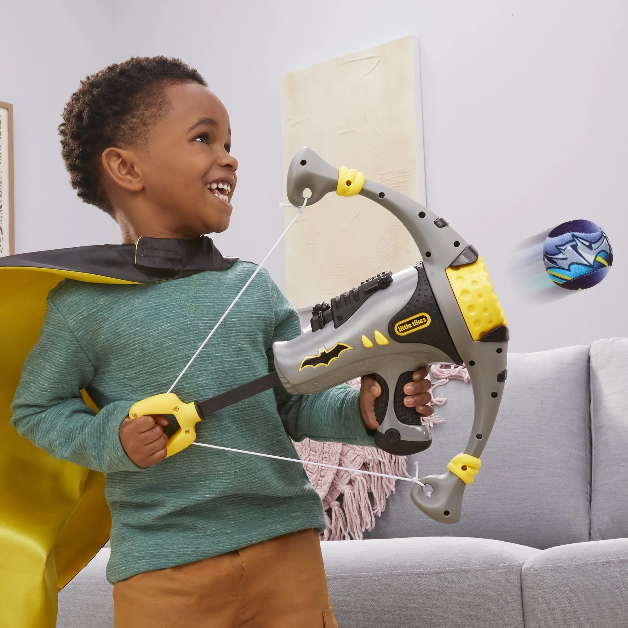 623738 Little Tikes Batman Bow Blaster FL 0447.jpg