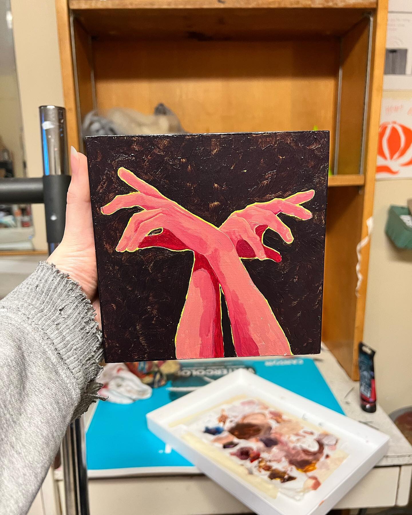getting ready for the holiday market with @boonestudiocollective 
&bull;
&bull;
&bull;
#affordableart #hands #painting #acrylicpainting #figurativepainting #christmasshopping #funkyart #boone #booneart