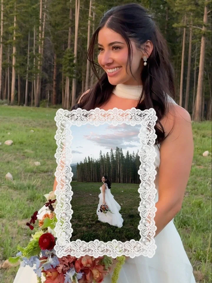 Still thinking about these wedding portraits in Breckenridge.

Plan + @thoughtfullycuratedevents 
Venue + @vailresortsweddings 
Photo + @nicoleendressphotography 
Content + @aubreyjcreative 
Floral + @lushaevents 
Hair &amp; Makeup + @lianakathrynmak