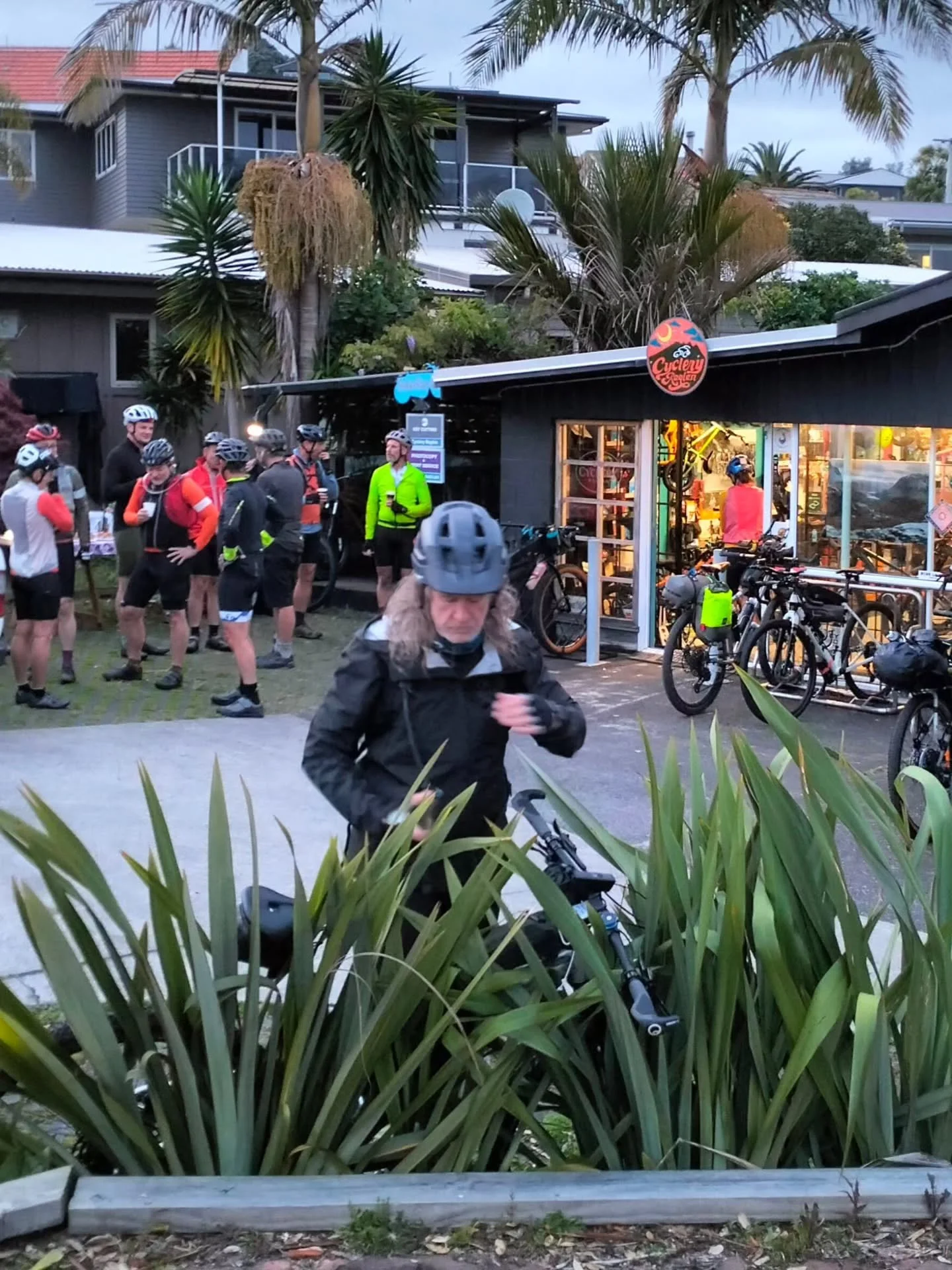 And off they go.
Raglan 500 bikepacking race is under way.
You can follow the riders on maprogress.com