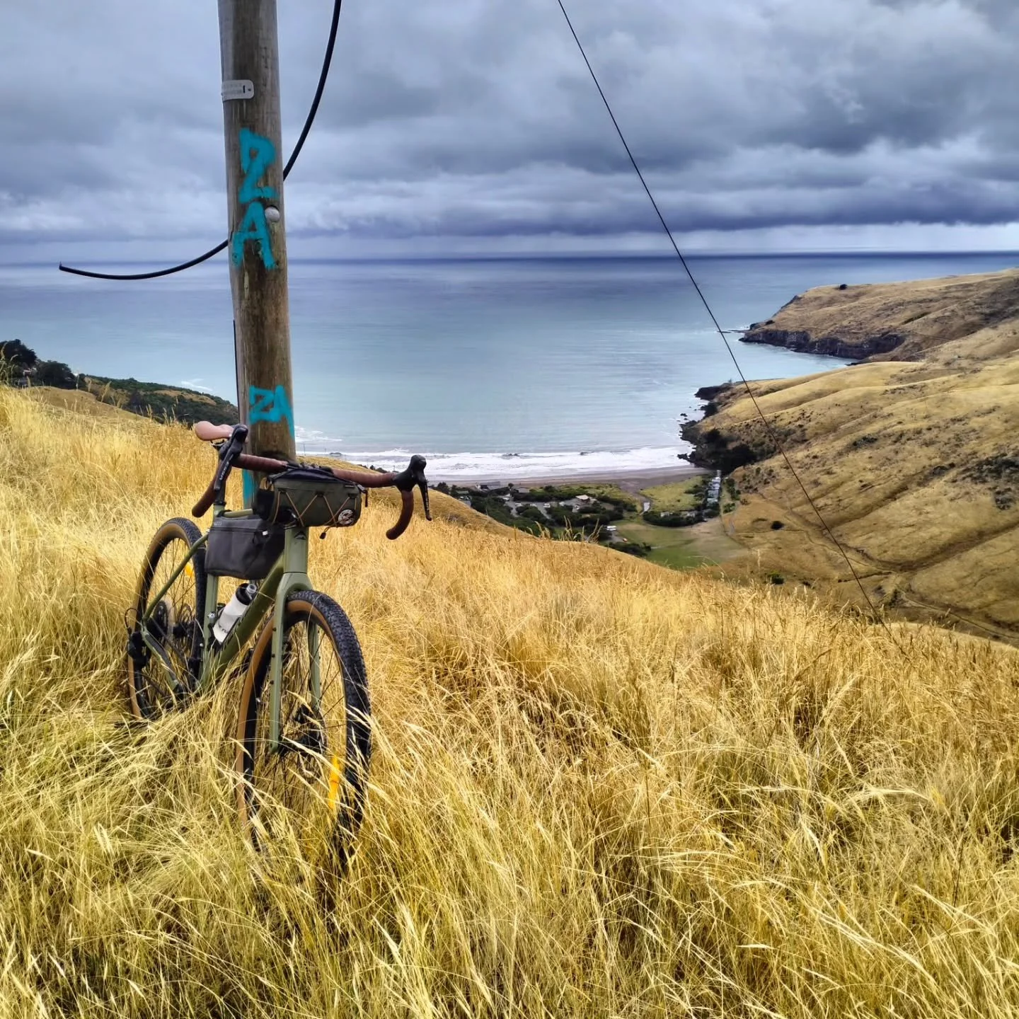 4 day escape from Raglan to Banks Peninsula.
Shortish day 1 of riding because of the looming storms on the exposed eastern side of the Peninsula. After all, it's supposed to be a holiday, not a boot camp.
First time  ever visit to Diamond Harbour CBD