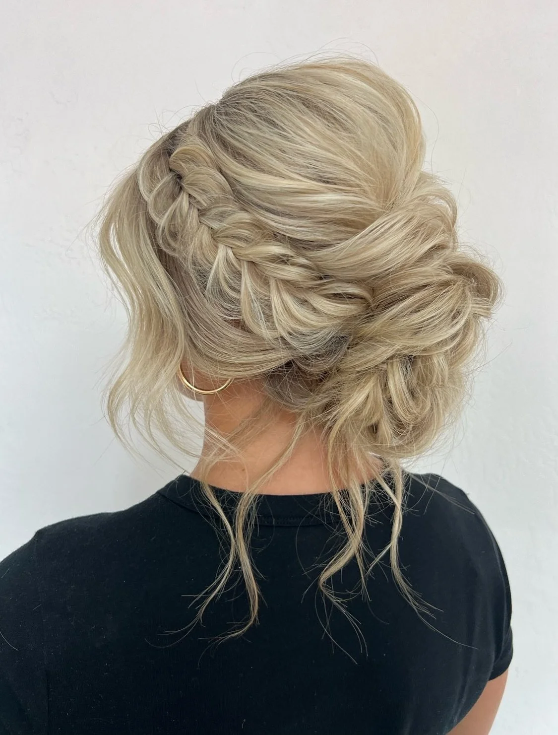 Swipe to see why @lacicokerttp is the big hair &amp; texture queen 🩷 Have you reserved your spot for All Things Texture yet? The last day to rsvp is July 28th! 

Texture Hair Class. Teased Hair. Big Hair. Boho Hair Class. Dallas Hair Class #teasetop