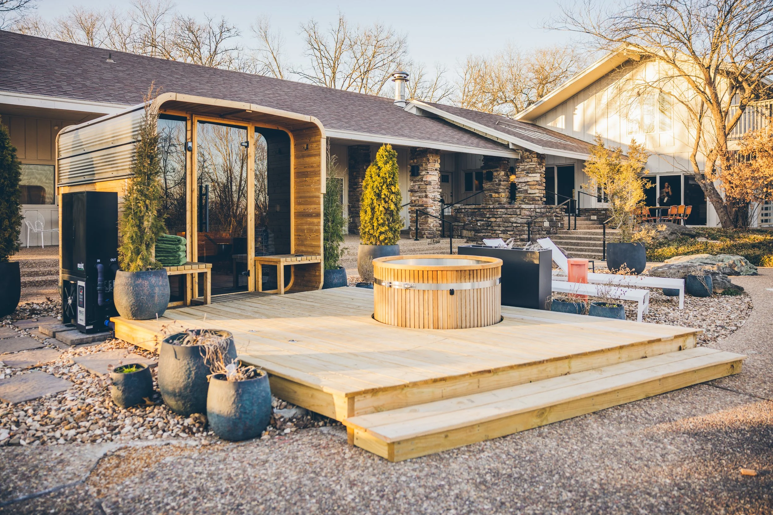 Year-Round Outdoor Living: How a Sauna Extends Your Backyard Enjoyment