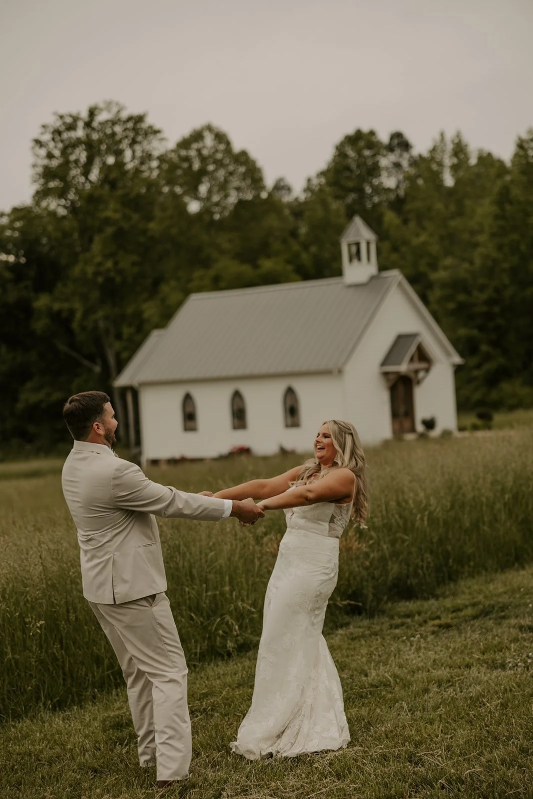 You can just feel the joy between Abbie &amp; Jared.  Congratulations to the new Mr. &amp; Mrs. Cantrell we couldn&rsquo;t be happier for you both!

Book your tour today and start planning your dream wedding day at White Oak Manor! 
https://www.white