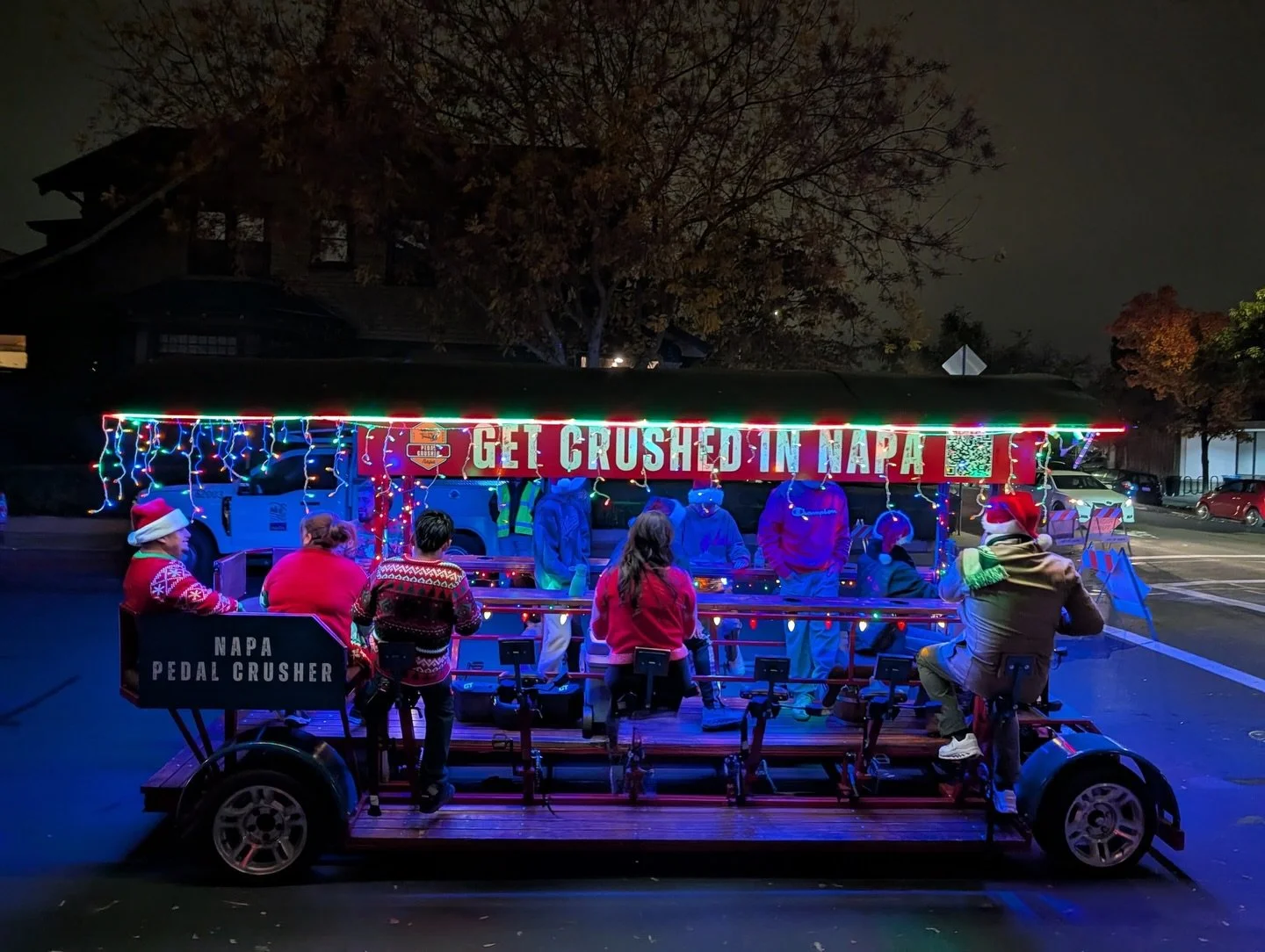 Downtown Napa ✨🎄
Last week&rsquo;s parade brought all the holiday spirit 
🎅🎶🍷
📸 @napavalleydog